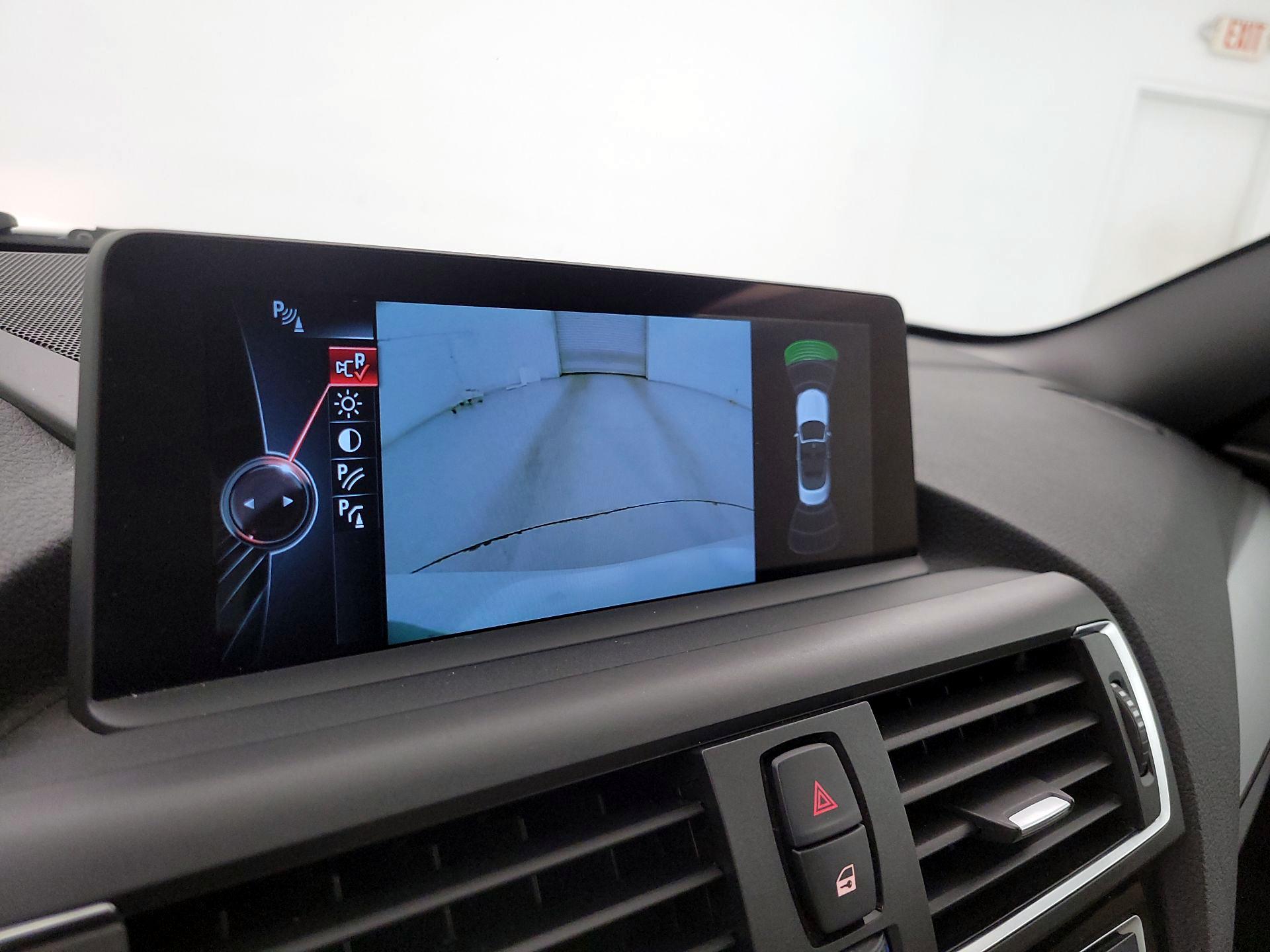 Thumbnail: 2016 BMW 2 Series - 15