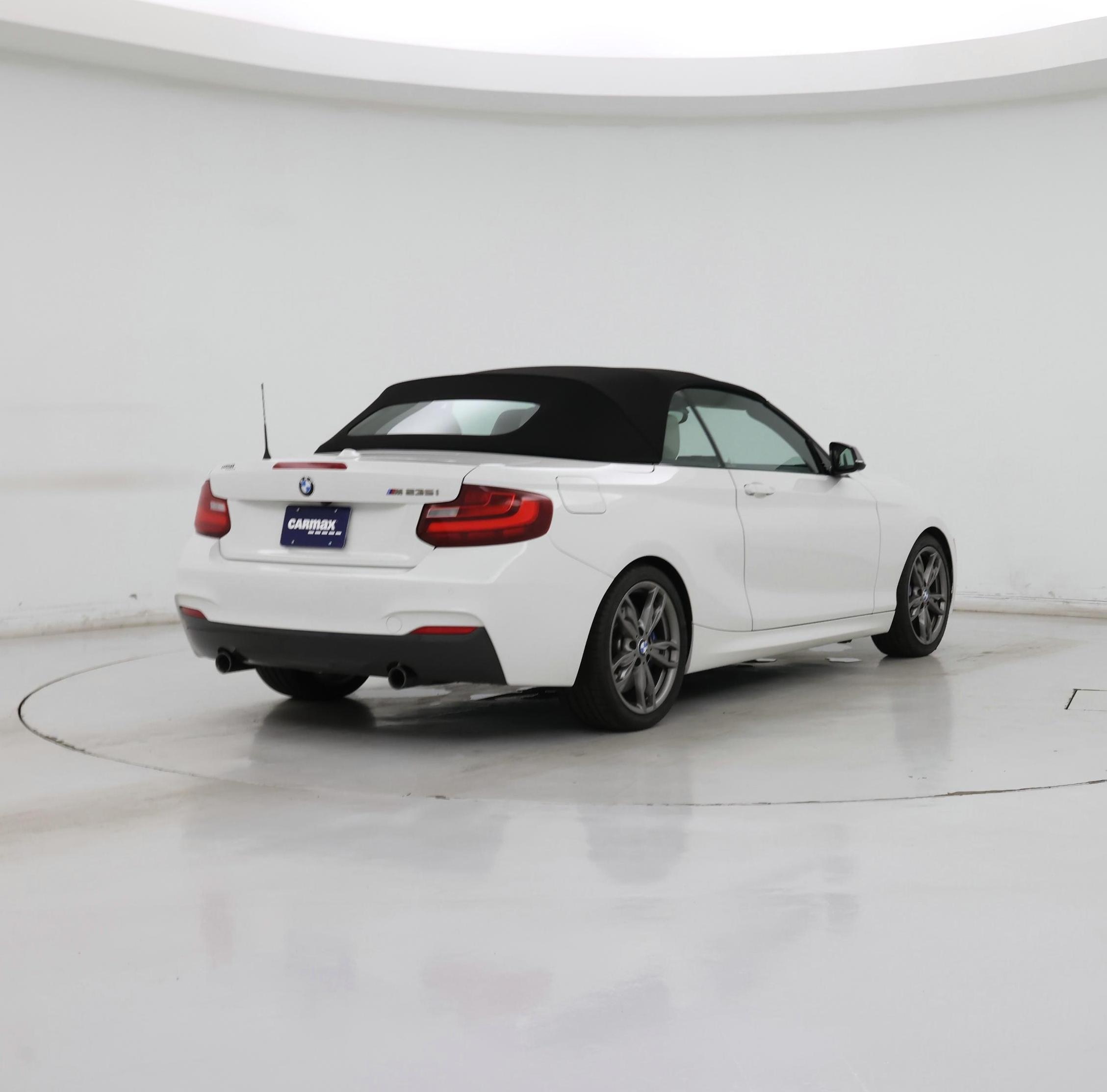 Thumbnail: 2016 BMW 2 Series - 8