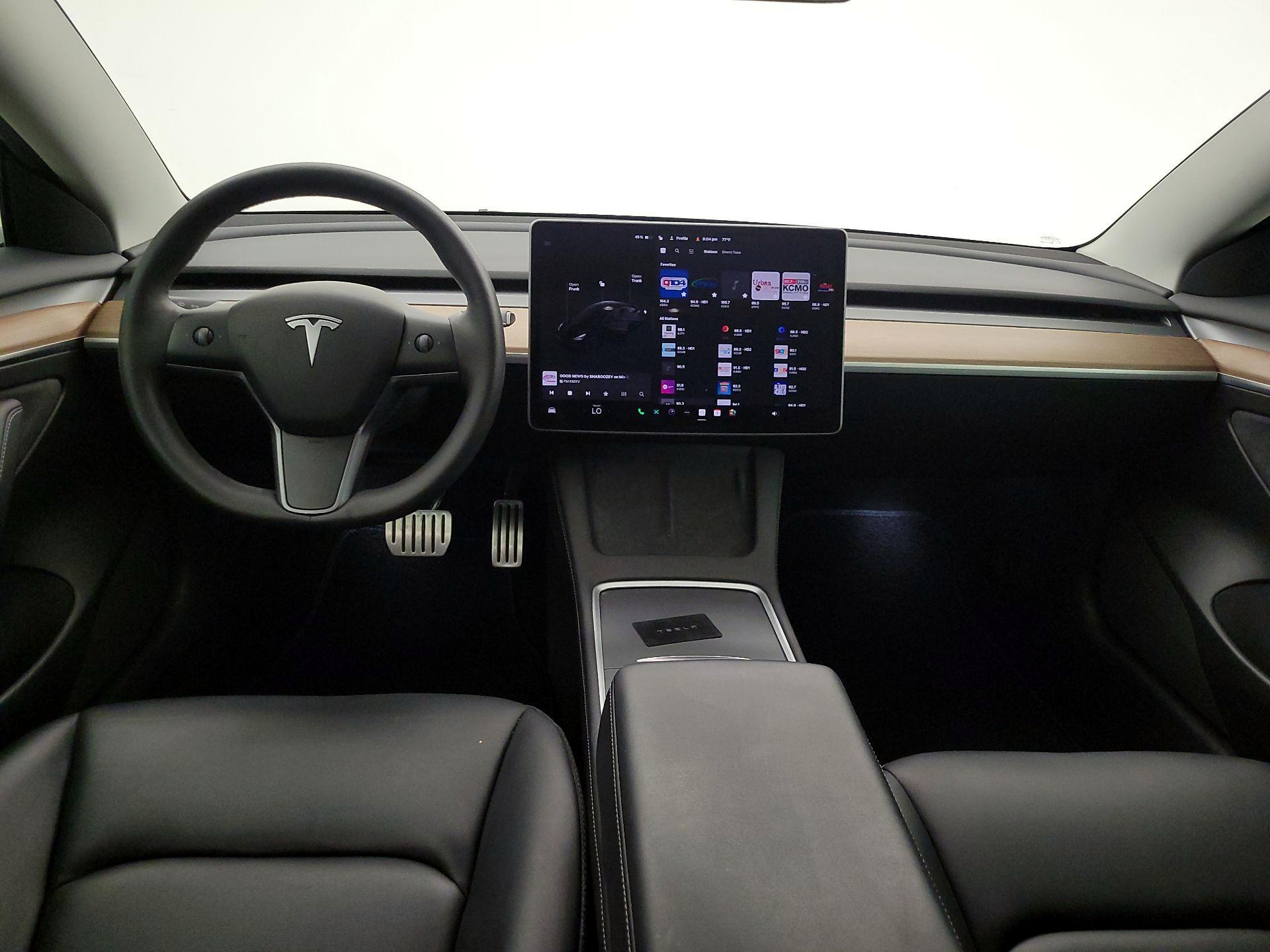 Thumbnail: 2023 Tesla Model 3 - 9