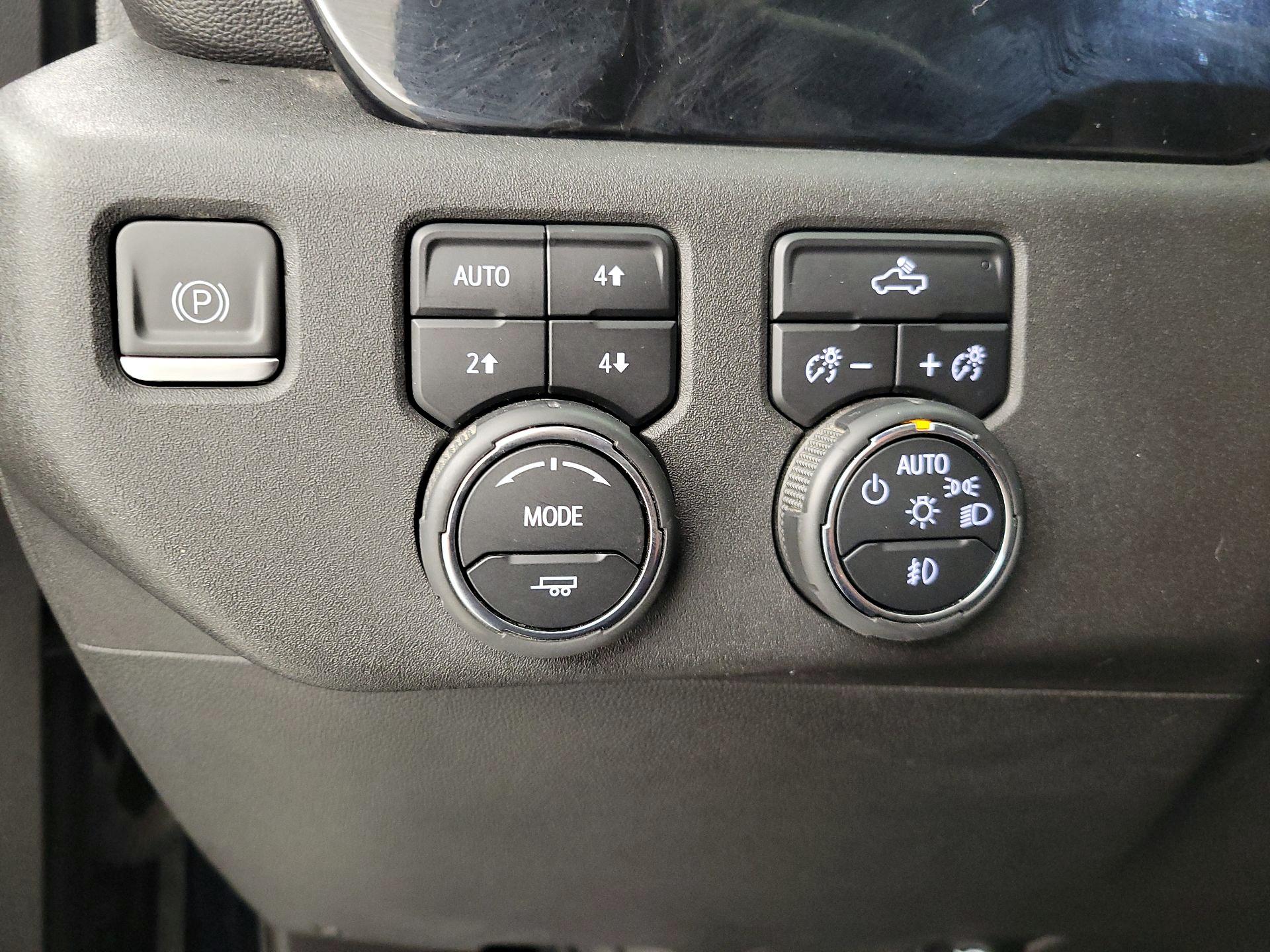 Thumbnail: 2023 Chevrolet Silverado 1500 - 13