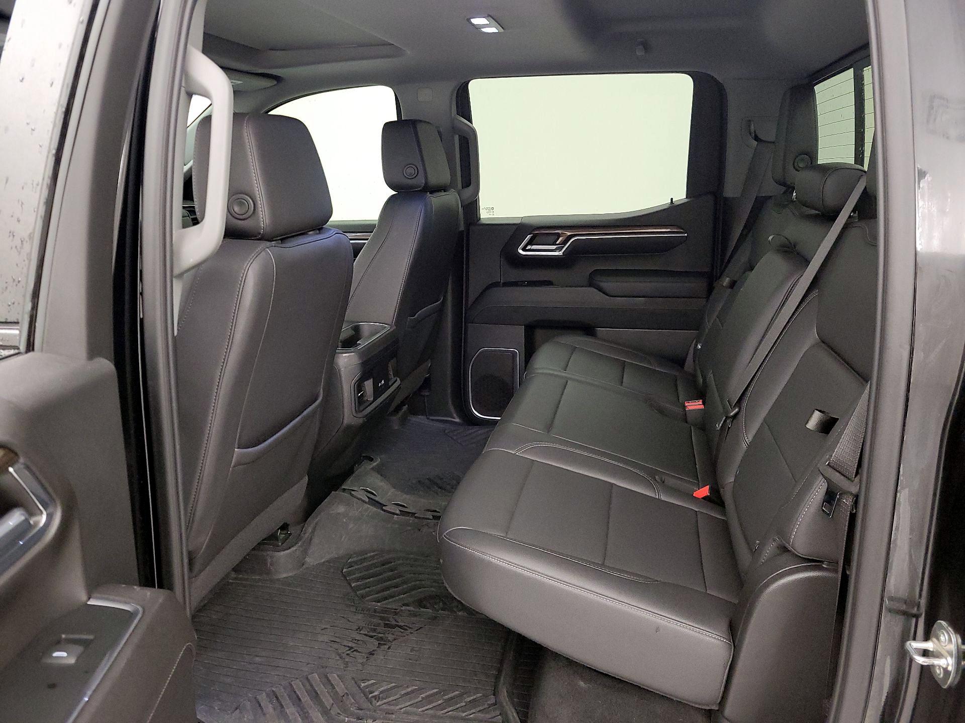 Thumbnail: 2023 Chevrolet Silverado 1500 - 20