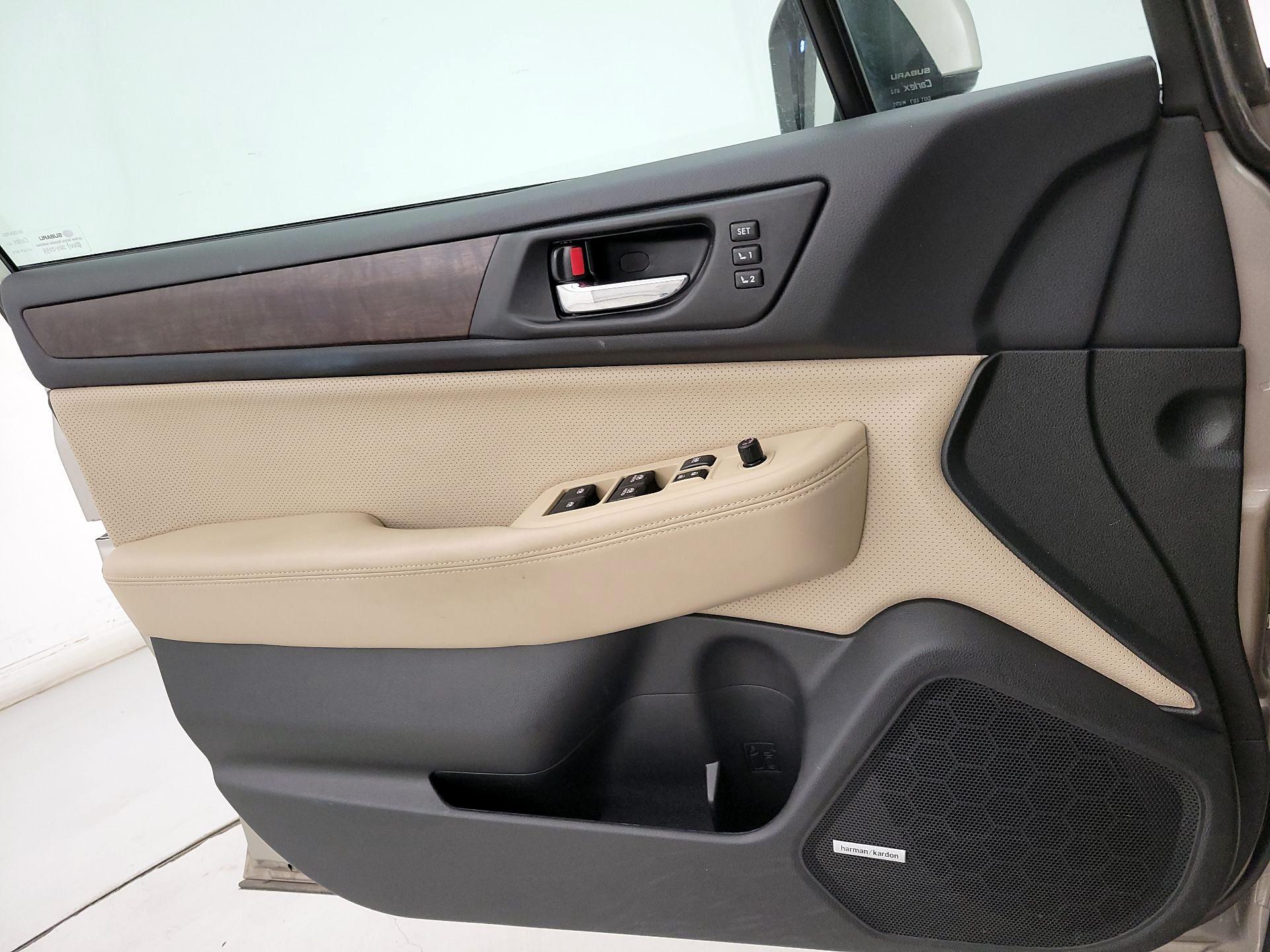 Thumbnail: 2015 Subaru Outback - 12