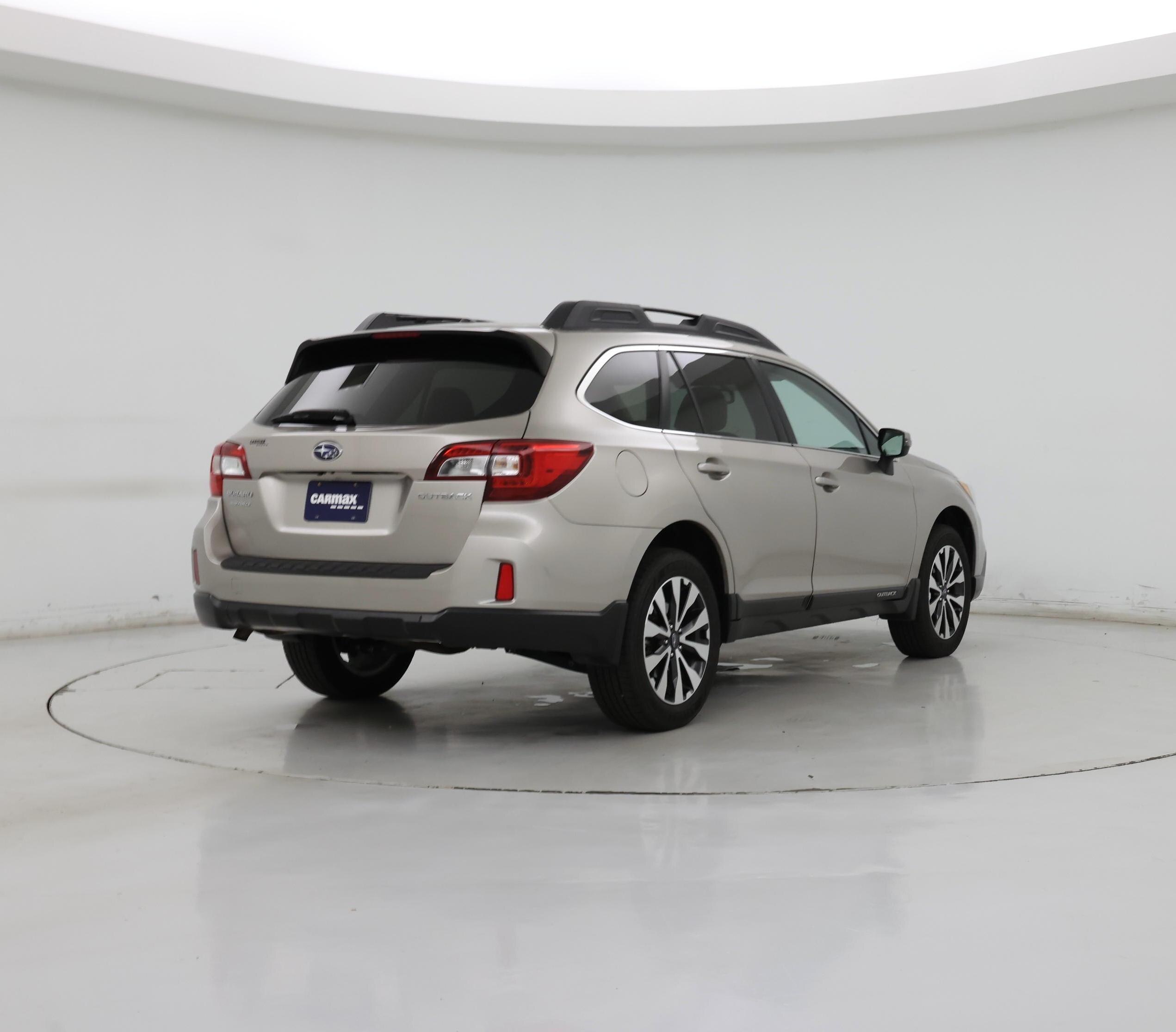 Thumbnail: 2015 Subaru Outback - 8