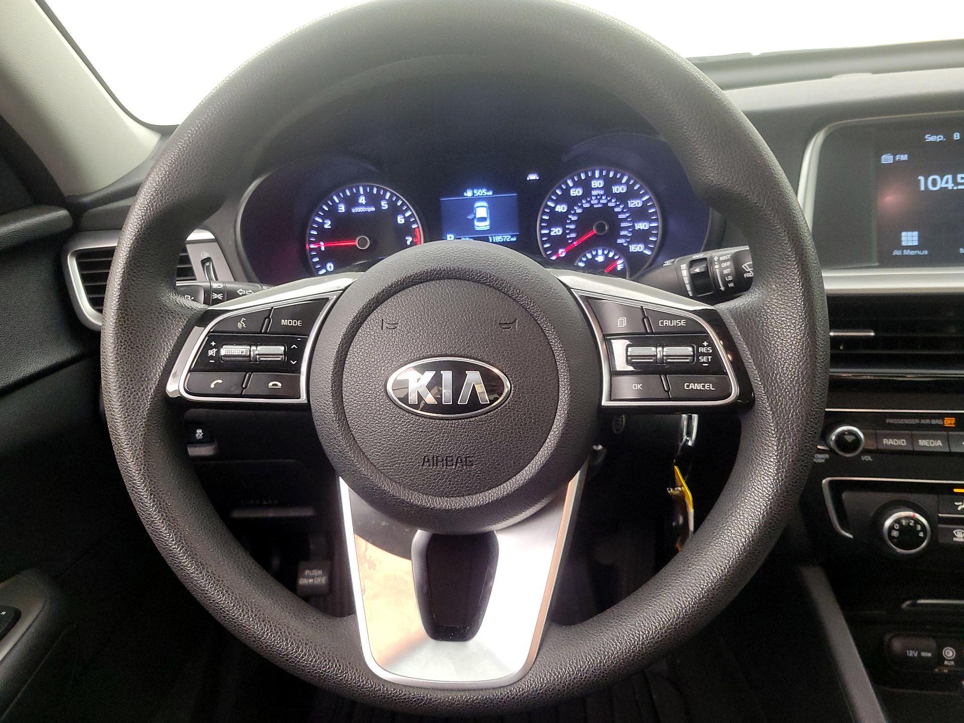 Thumbnail: 2020 Kia Optima - 10