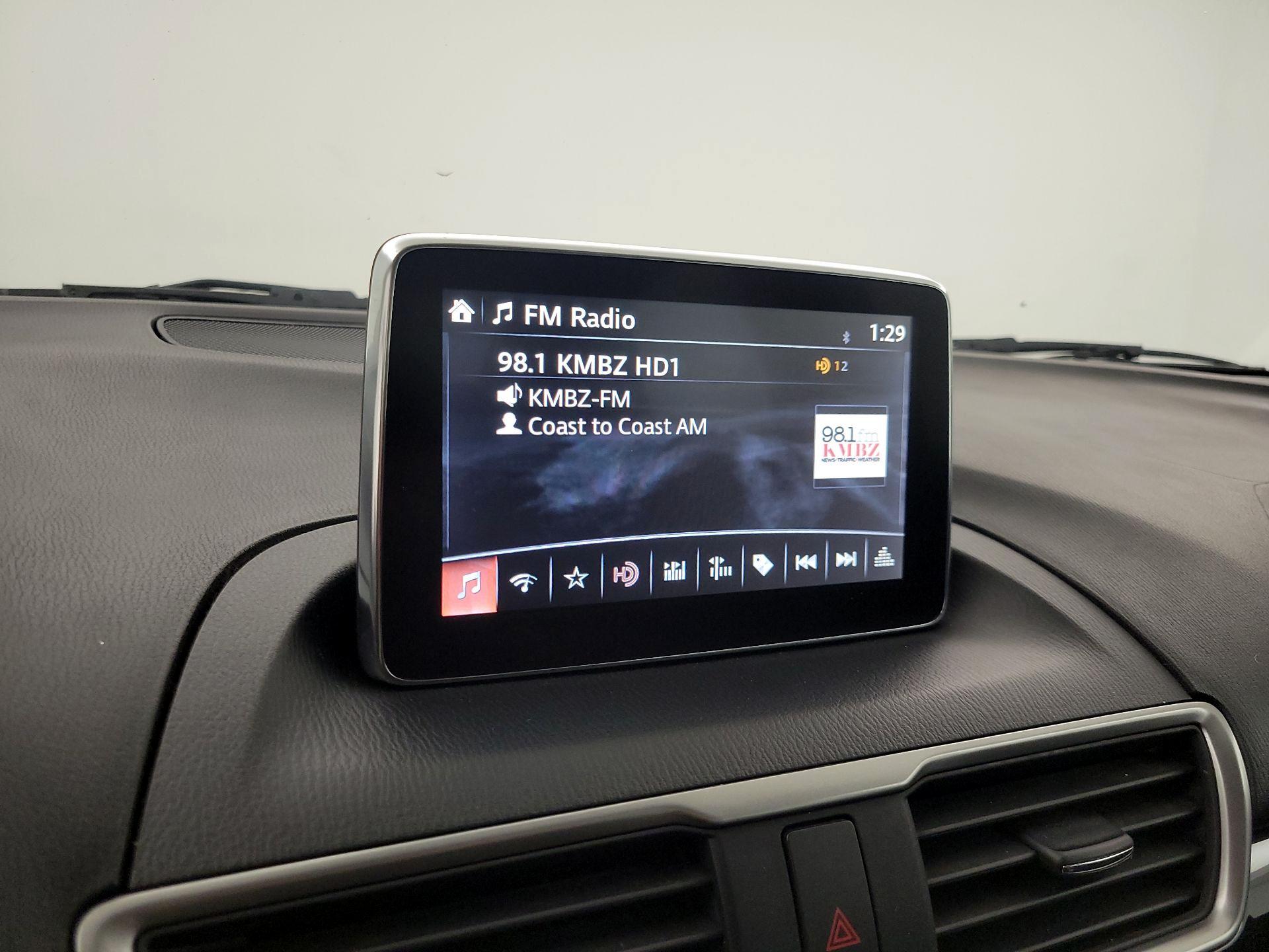 Thumbnail: 2016 Mazda Mazda3 - 16