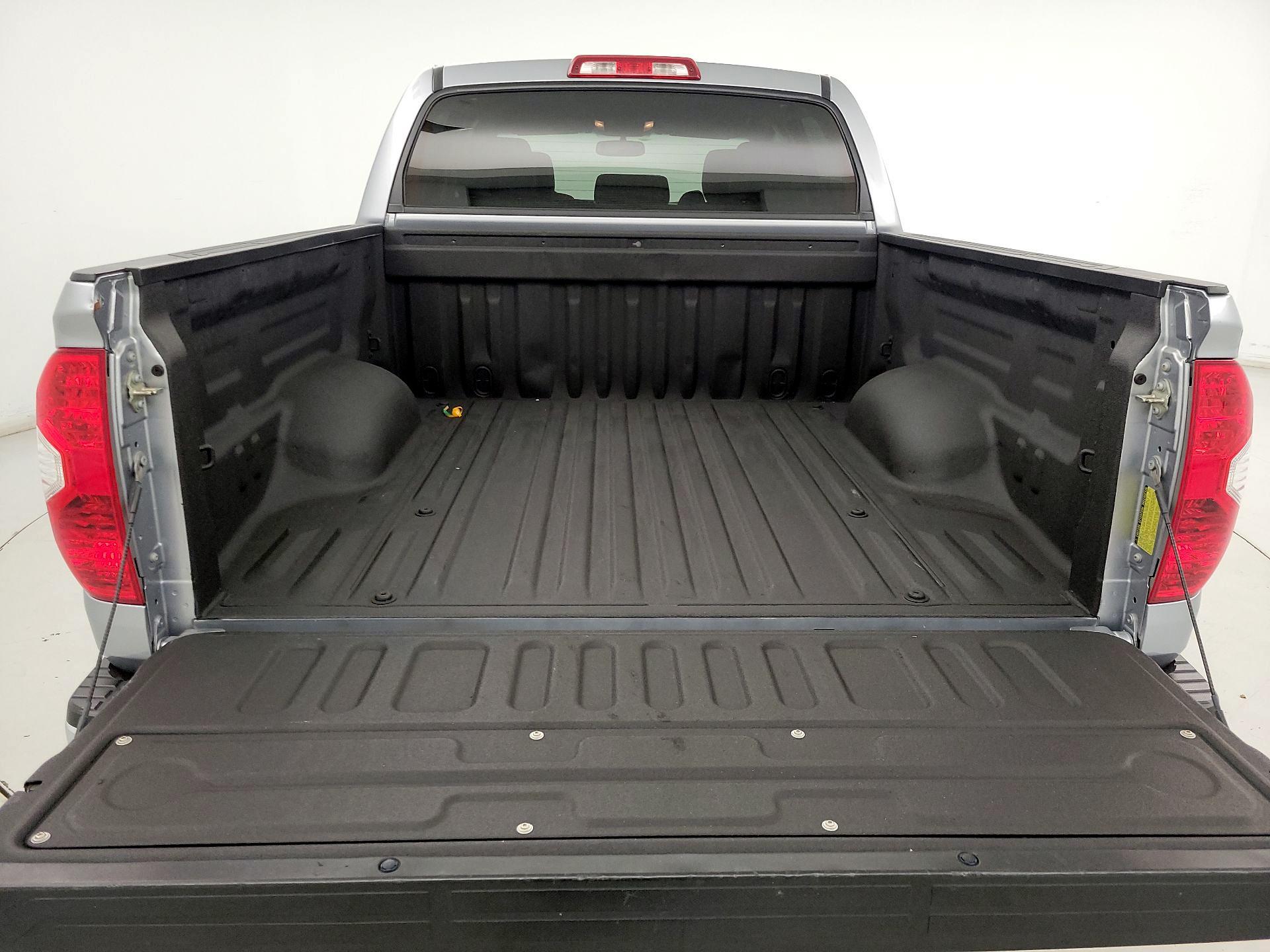 Thumbnail: 2014 Toyota Tundra - 20
