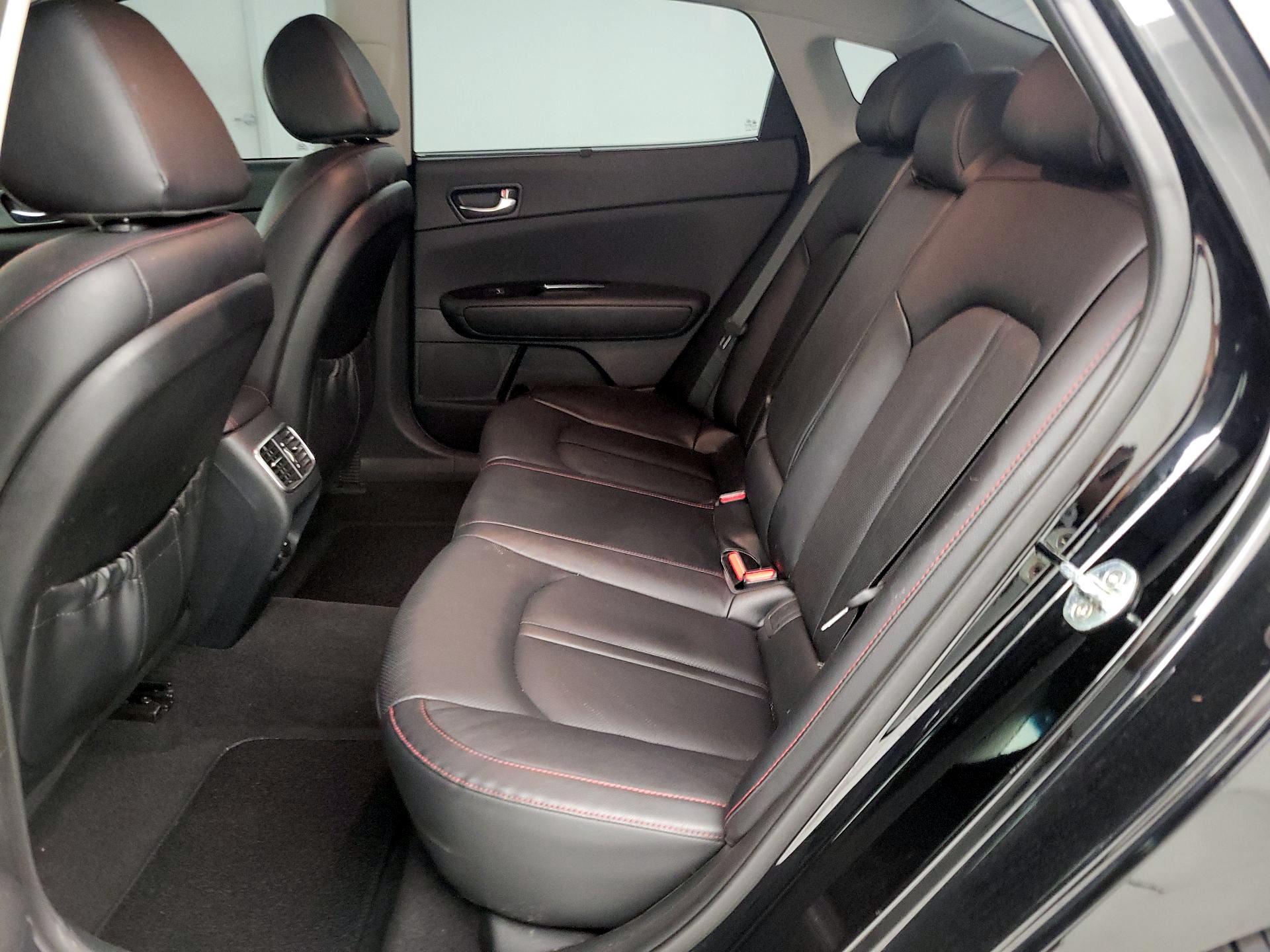 Thumbnail: 2016 Kia Optima - 20