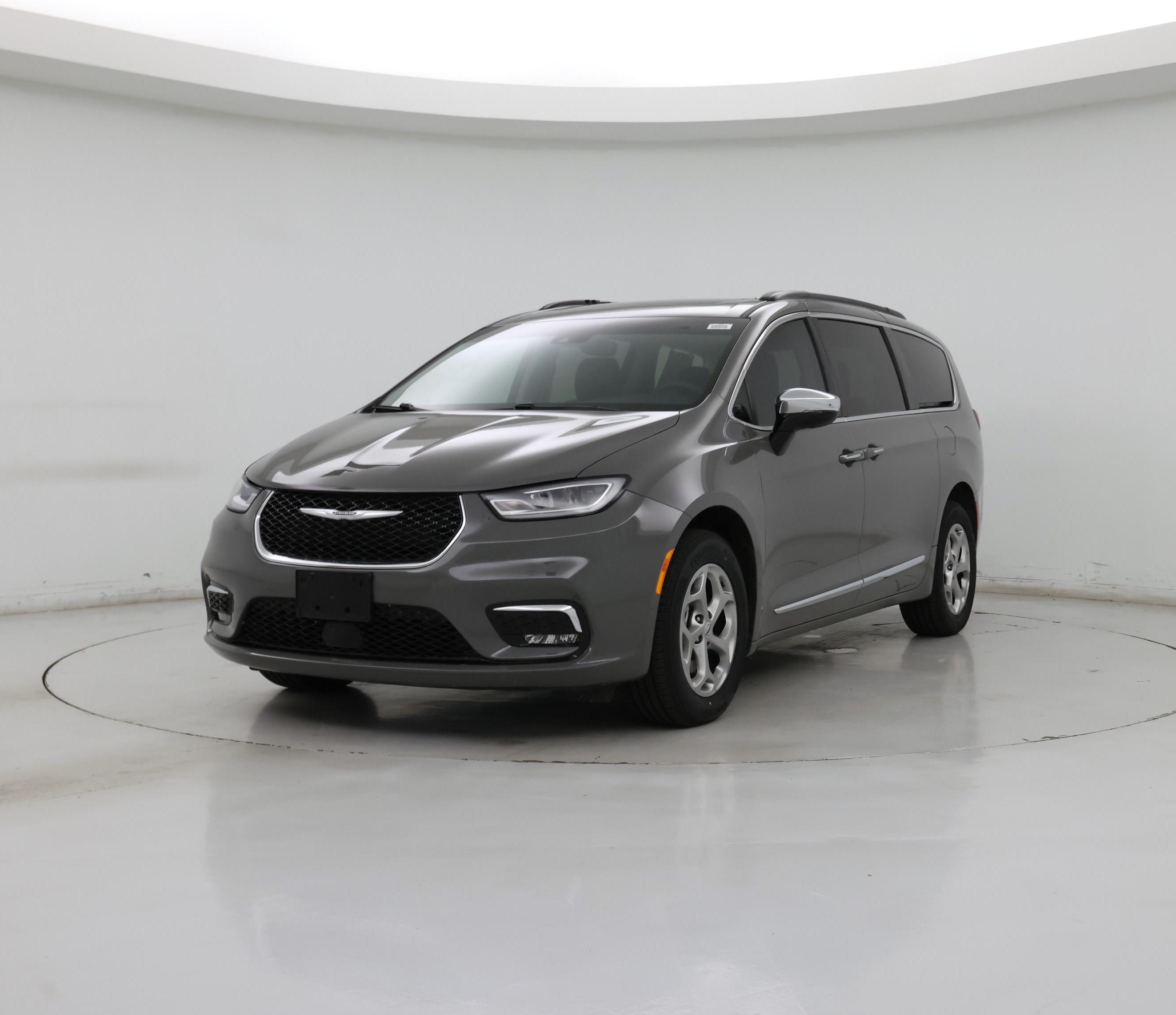 Thumbnail: 2023 Chrysler Pacifica - 4