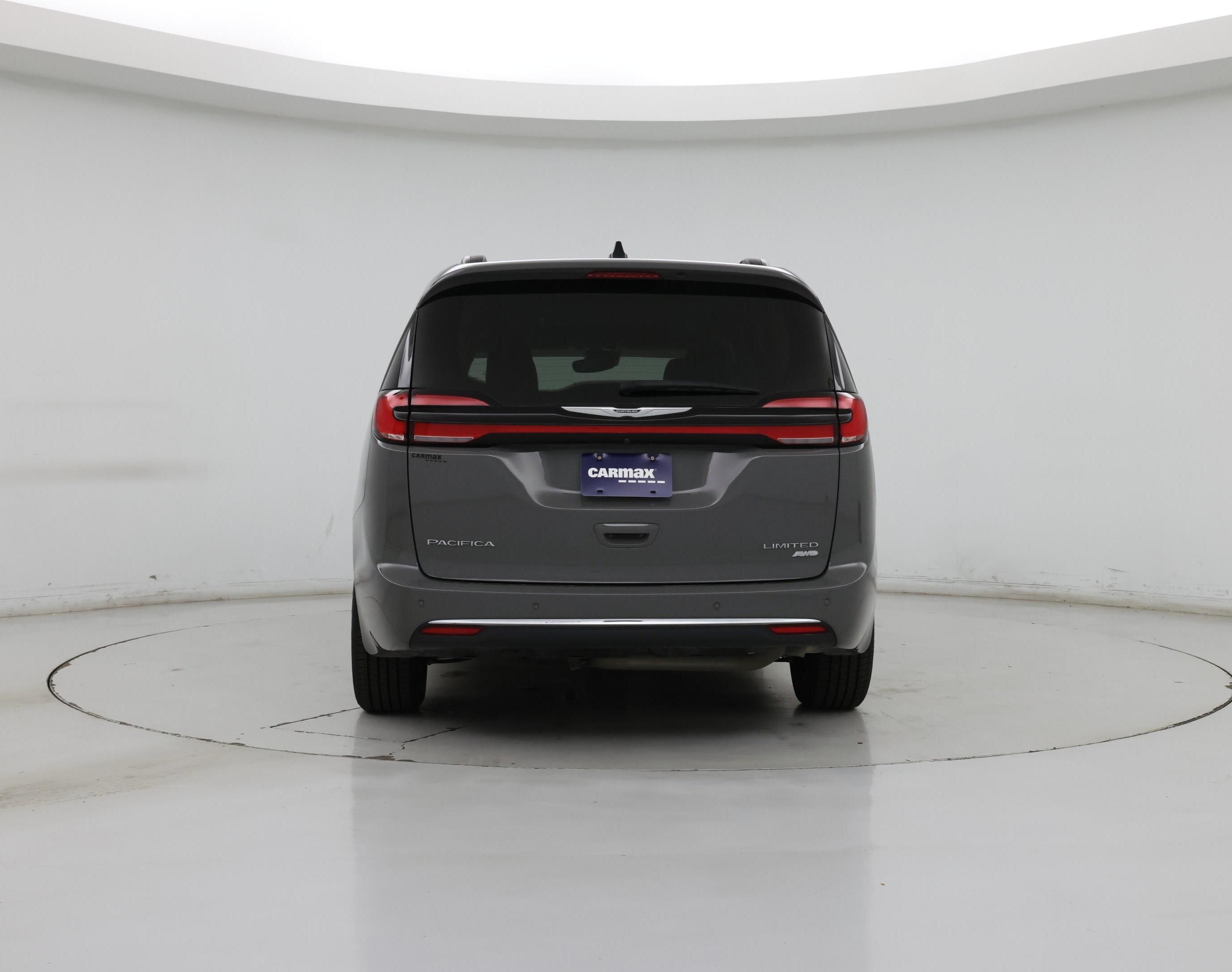Thumbnail: 2023 Chrysler Pacifica - 6