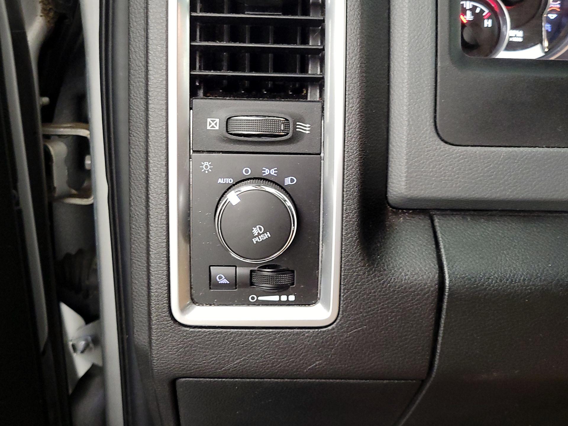 Thumbnail: 2016 RAM 1500 - 13