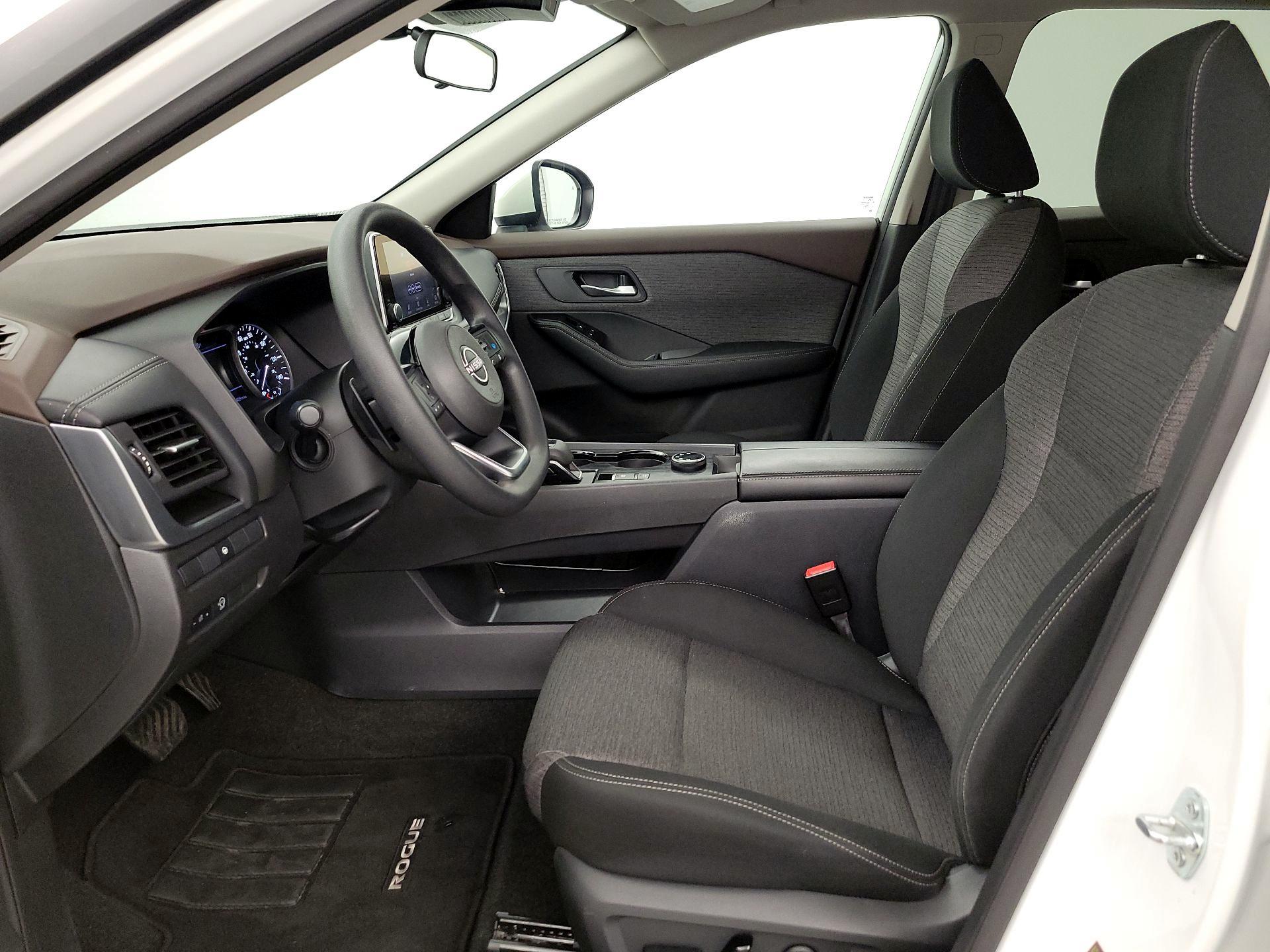 Thumbnail: 2023 Nissan Rogue - 11
