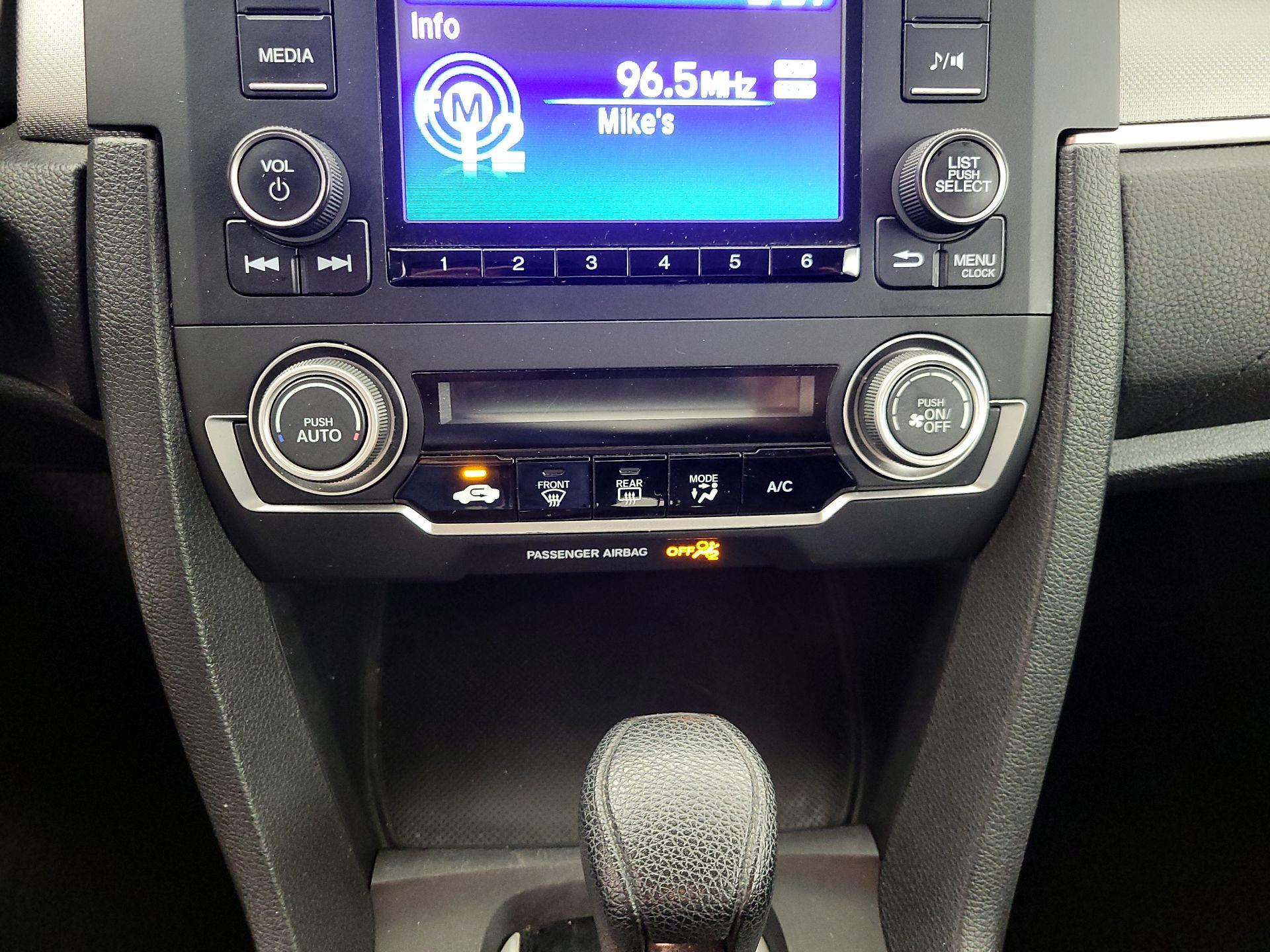 Thumbnail: 2016 Honda Civic - 16