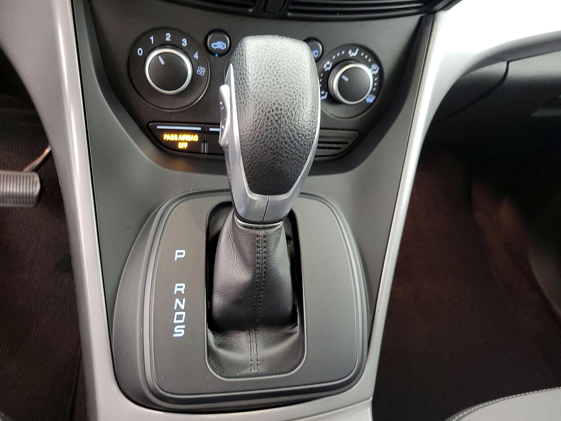 Thumbnail: 2015 Ford Escape - 17