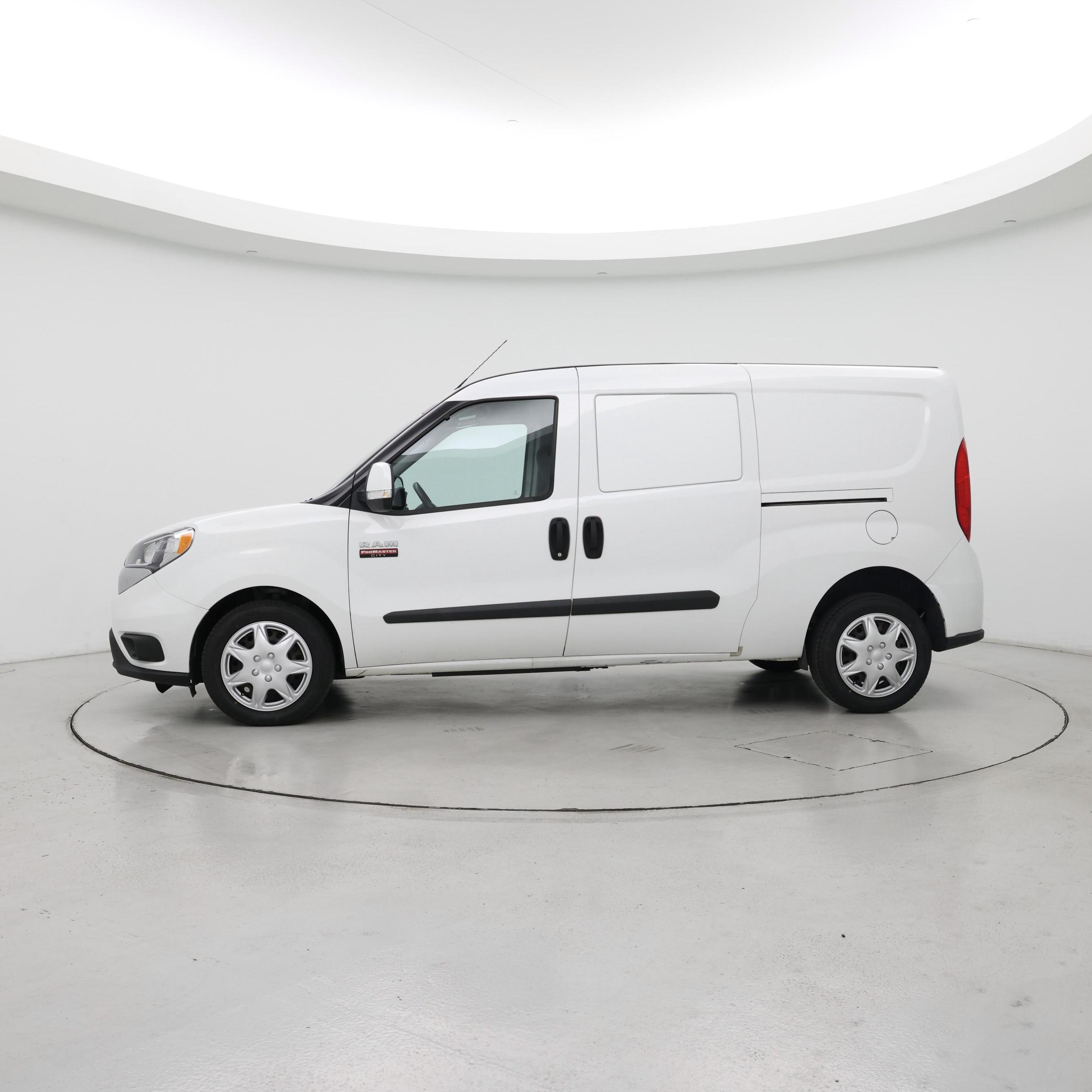 Thumbnail: 2015 RAM ProMaster City - 3