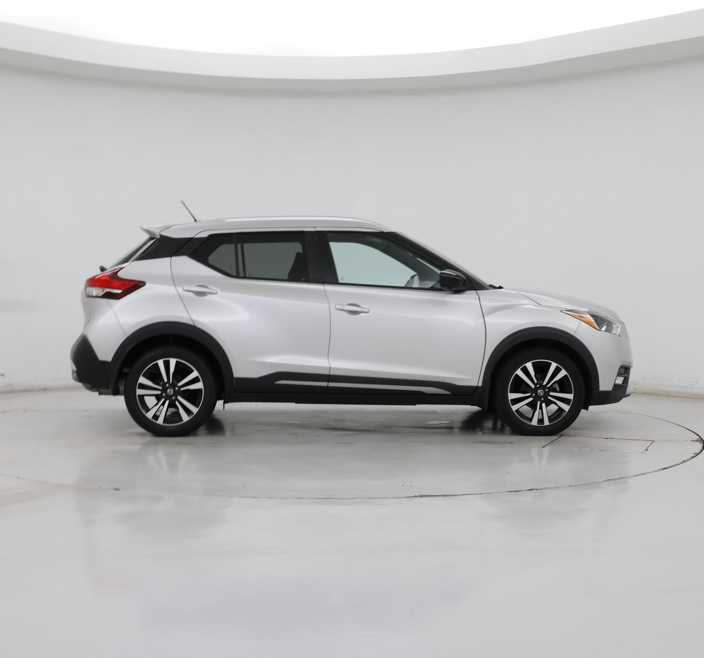 Thumbnail: 2019 Nissan Kicks - 7