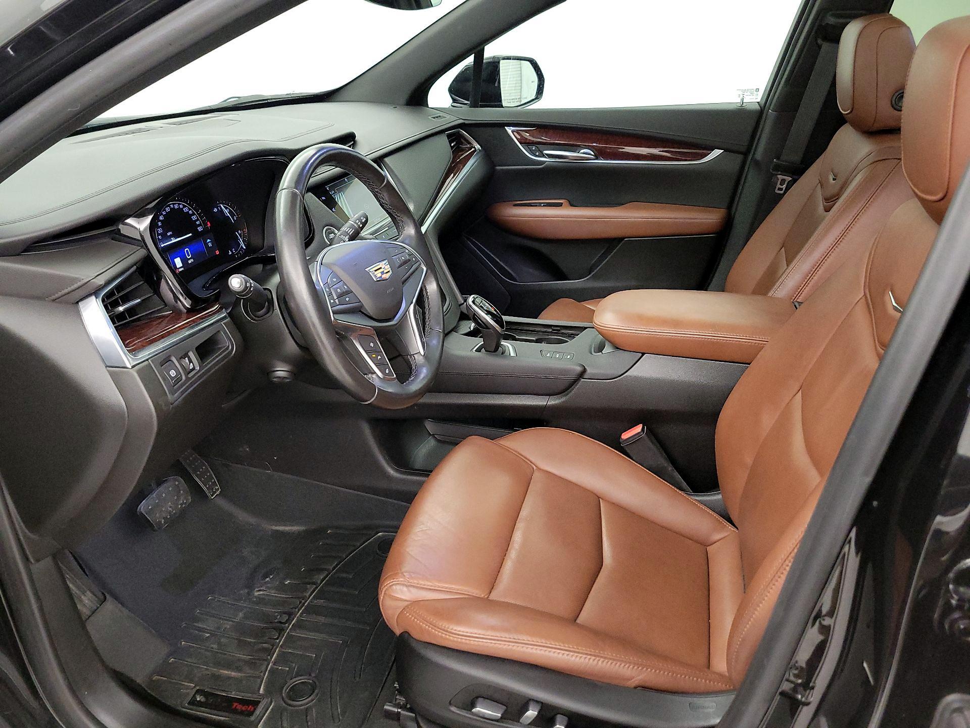 Thumbnail: 2019 Cadillac XT5 - 11