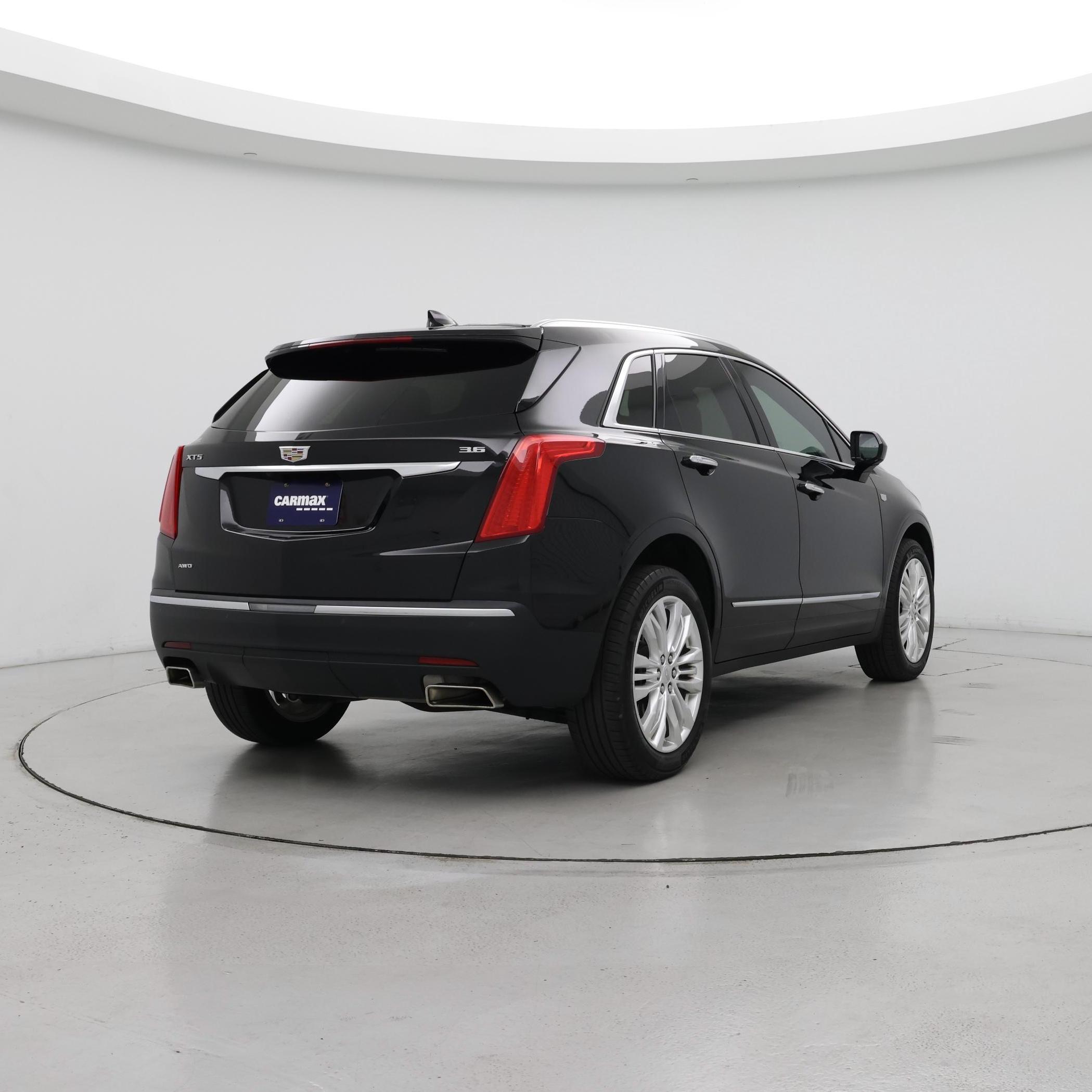 Thumbnail: 2019 Cadillac XT5 - 8