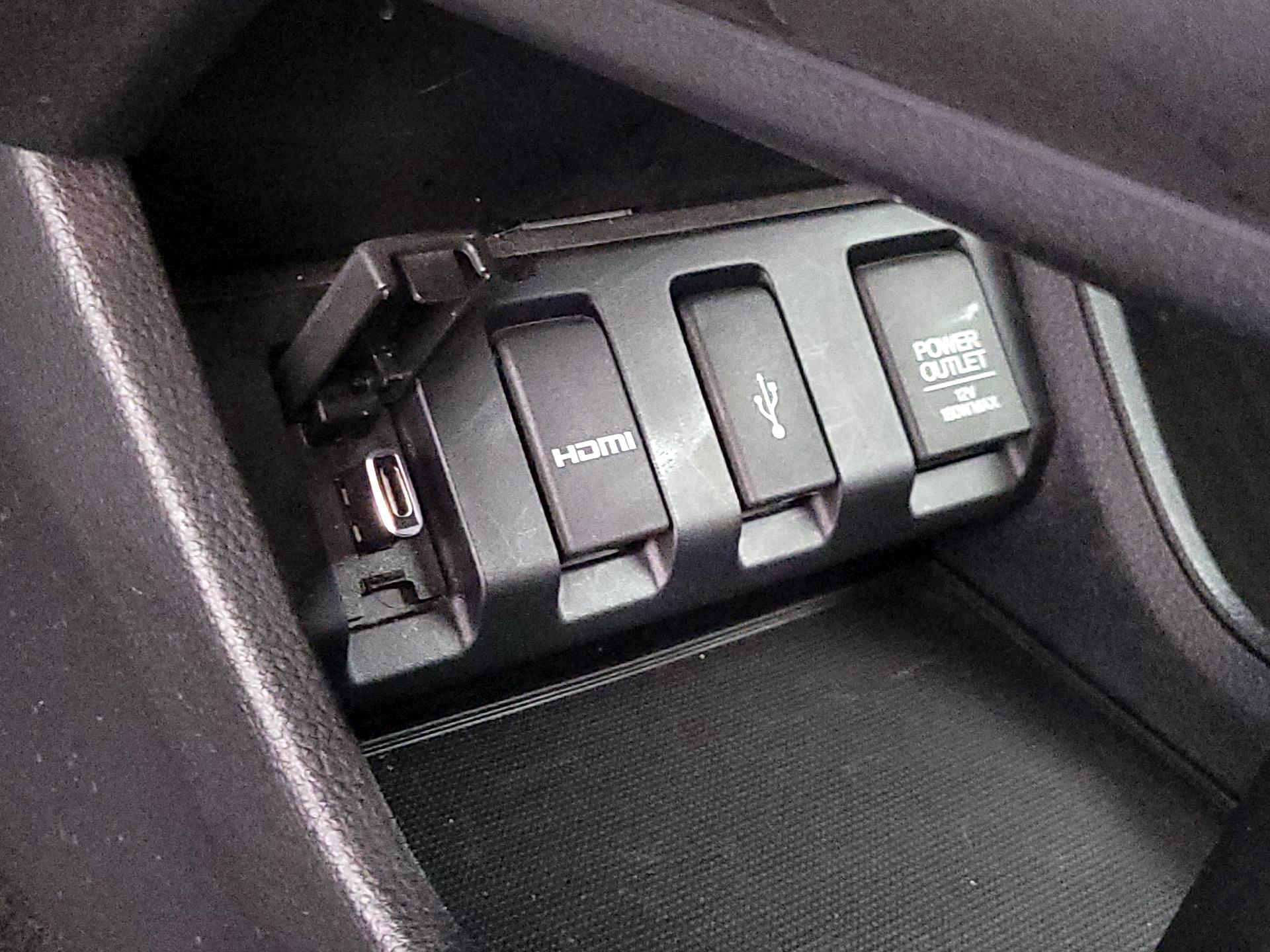 Thumbnail: 2016 Honda HR-V - 19
