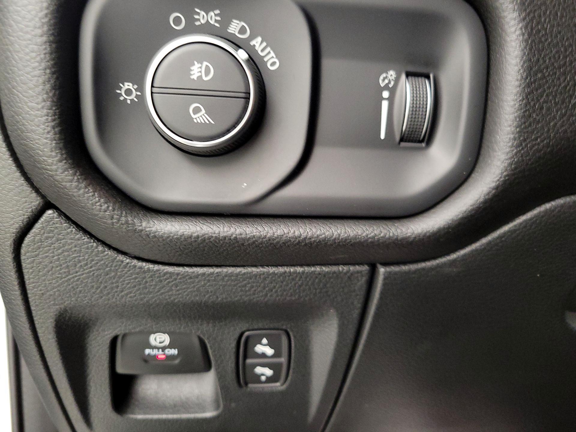 Thumbnail: 2024 RAM 1500 - 13