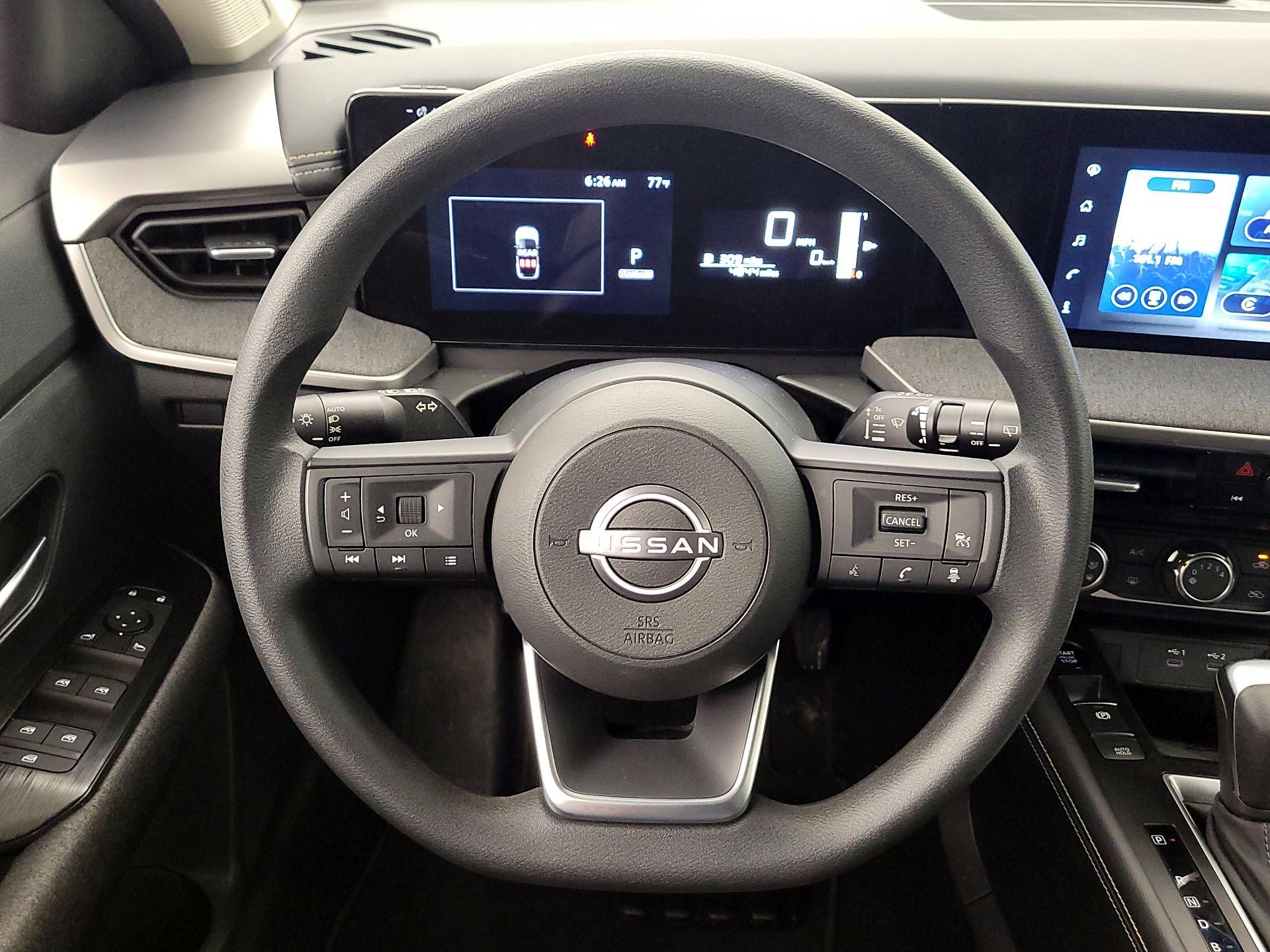 Thumbnail: 2025 Nissan Kicks - 10