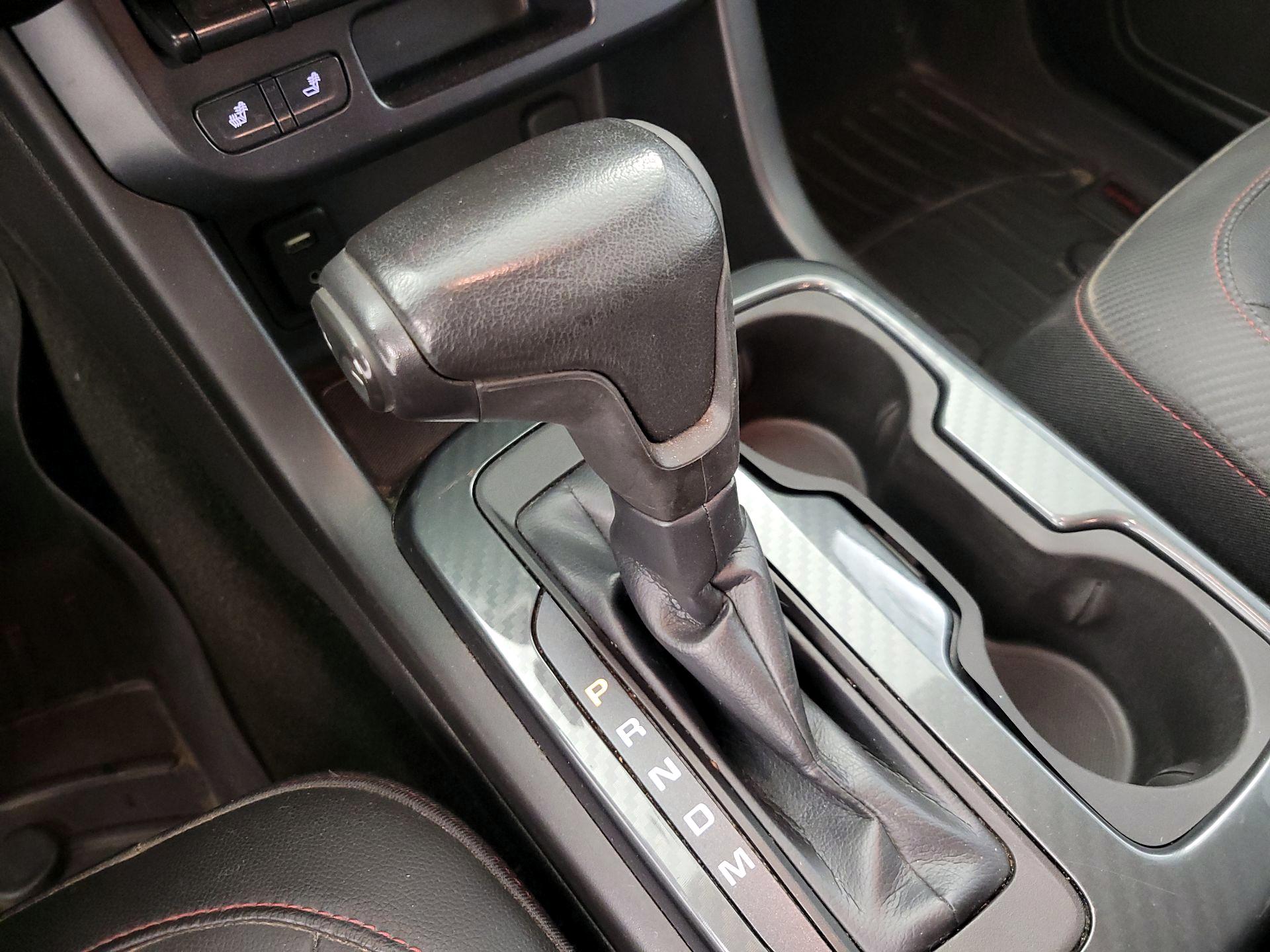 Thumbnail: 2015 GMC Canyon - 17