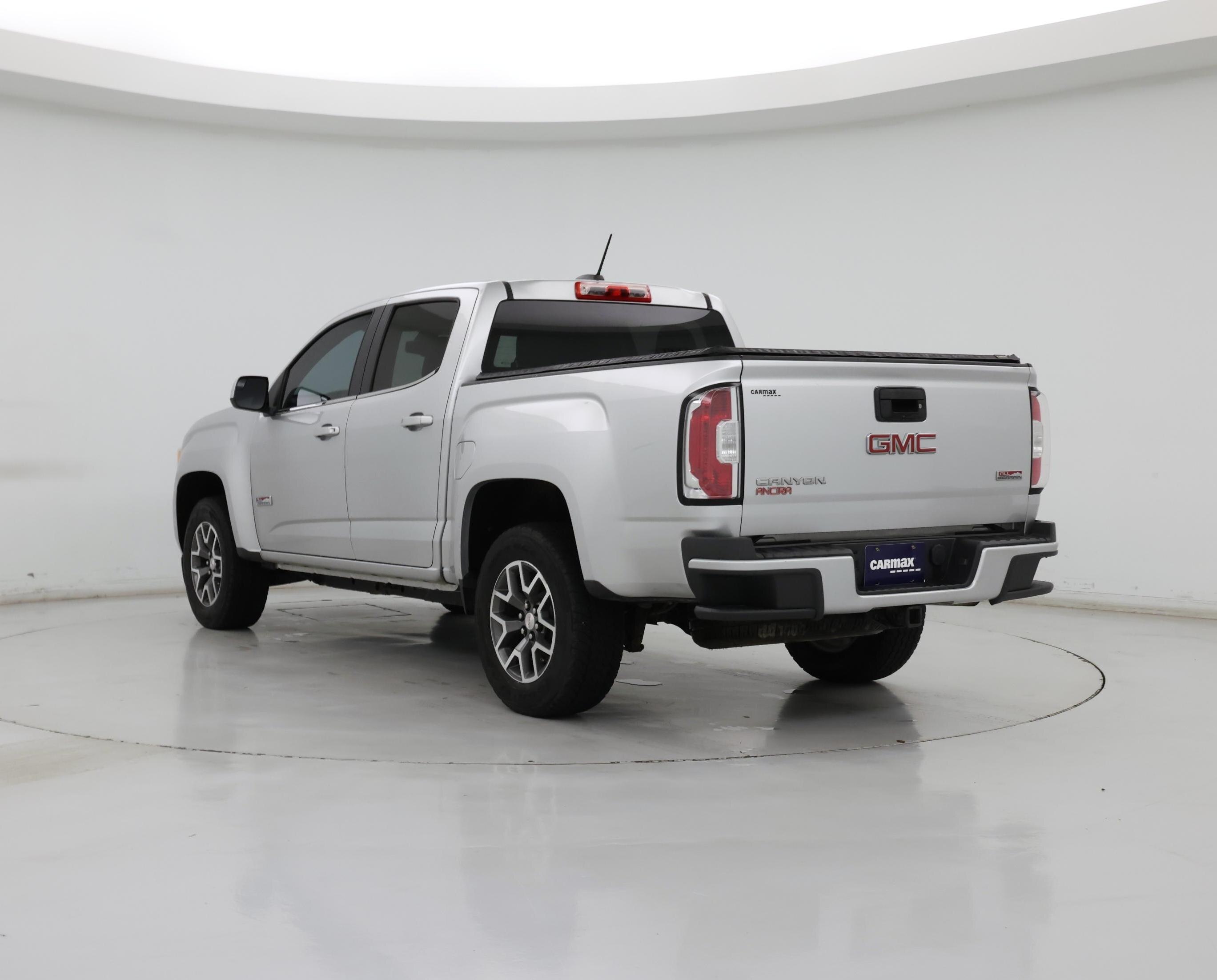 Thumbnail: 2015 GMC Canyon - 2