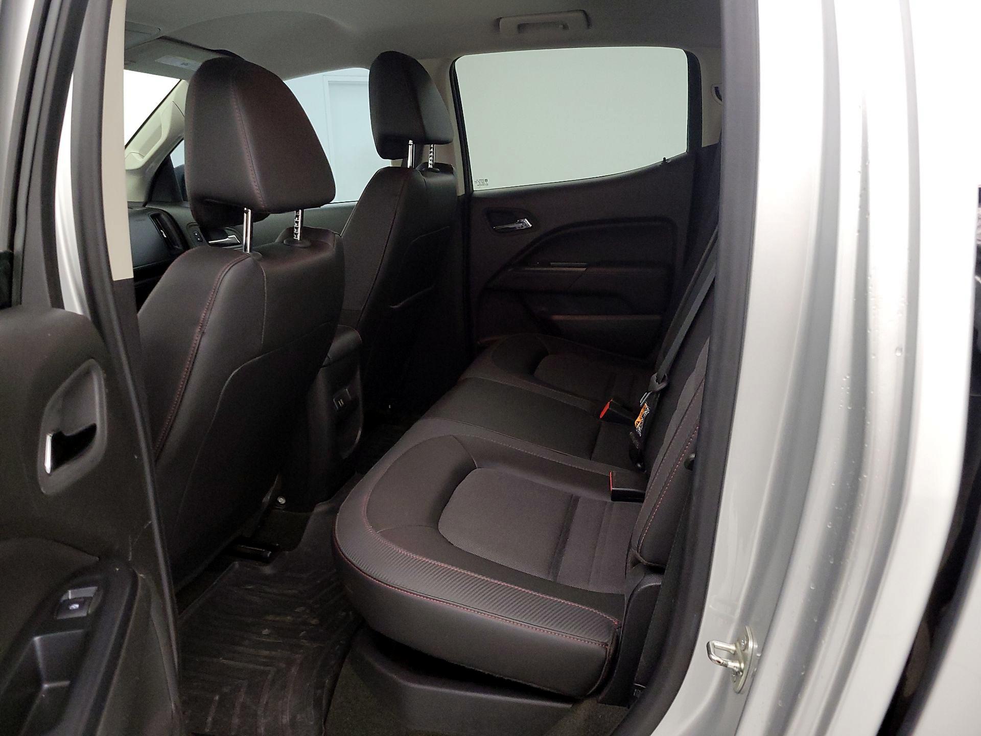 Thumbnail: 2015 GMC Canyon - 19