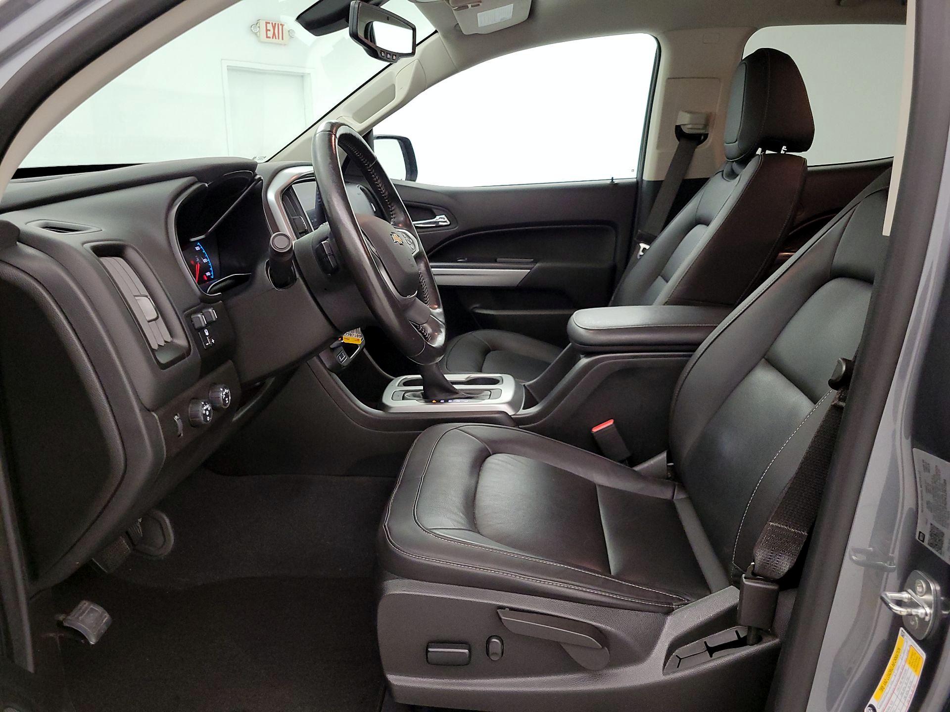 Thumbnail: 2022 Chevrolet Colorado - 11