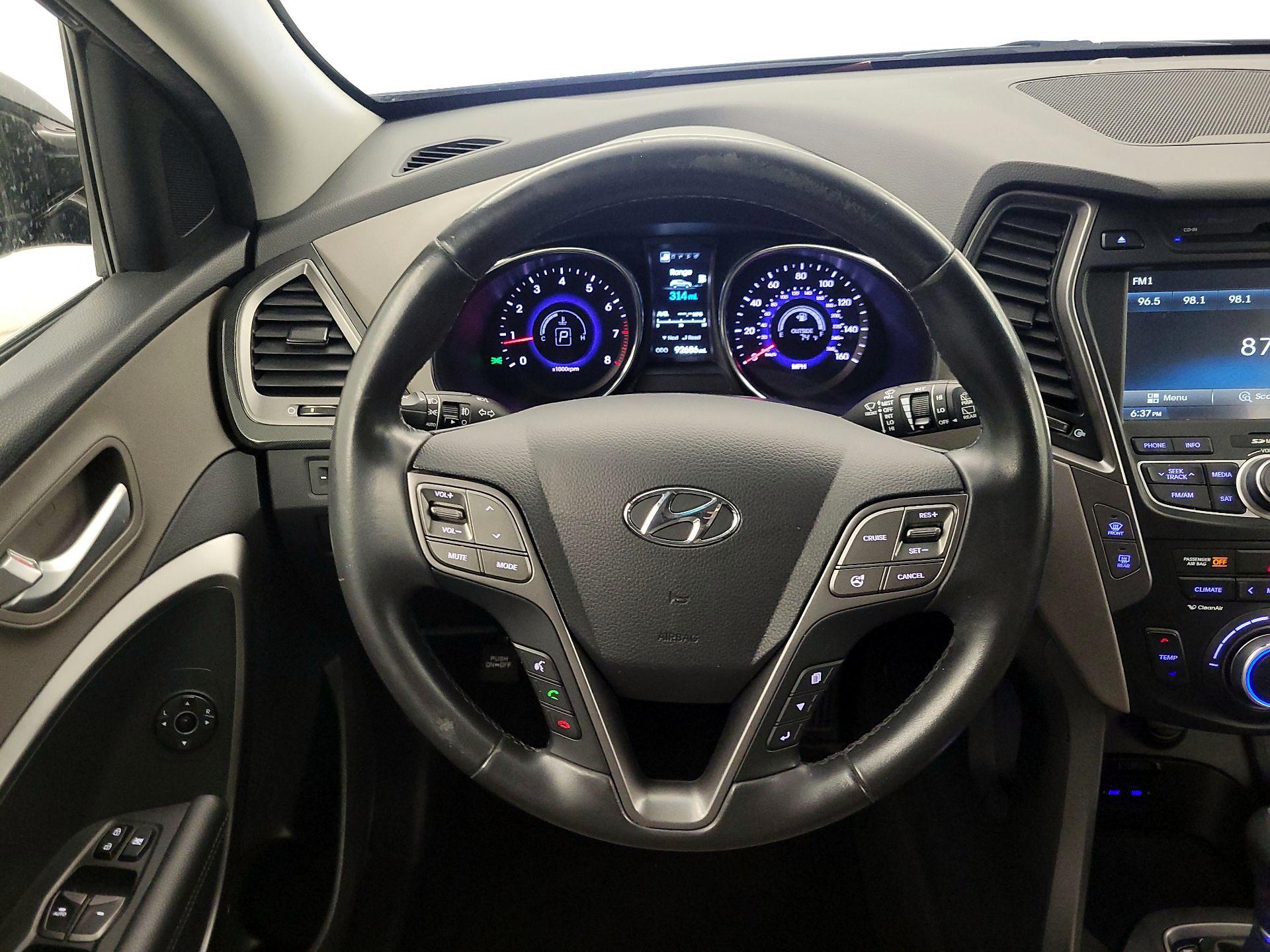 Thumbnail: 2014 Hyundai Santa Fe - 10