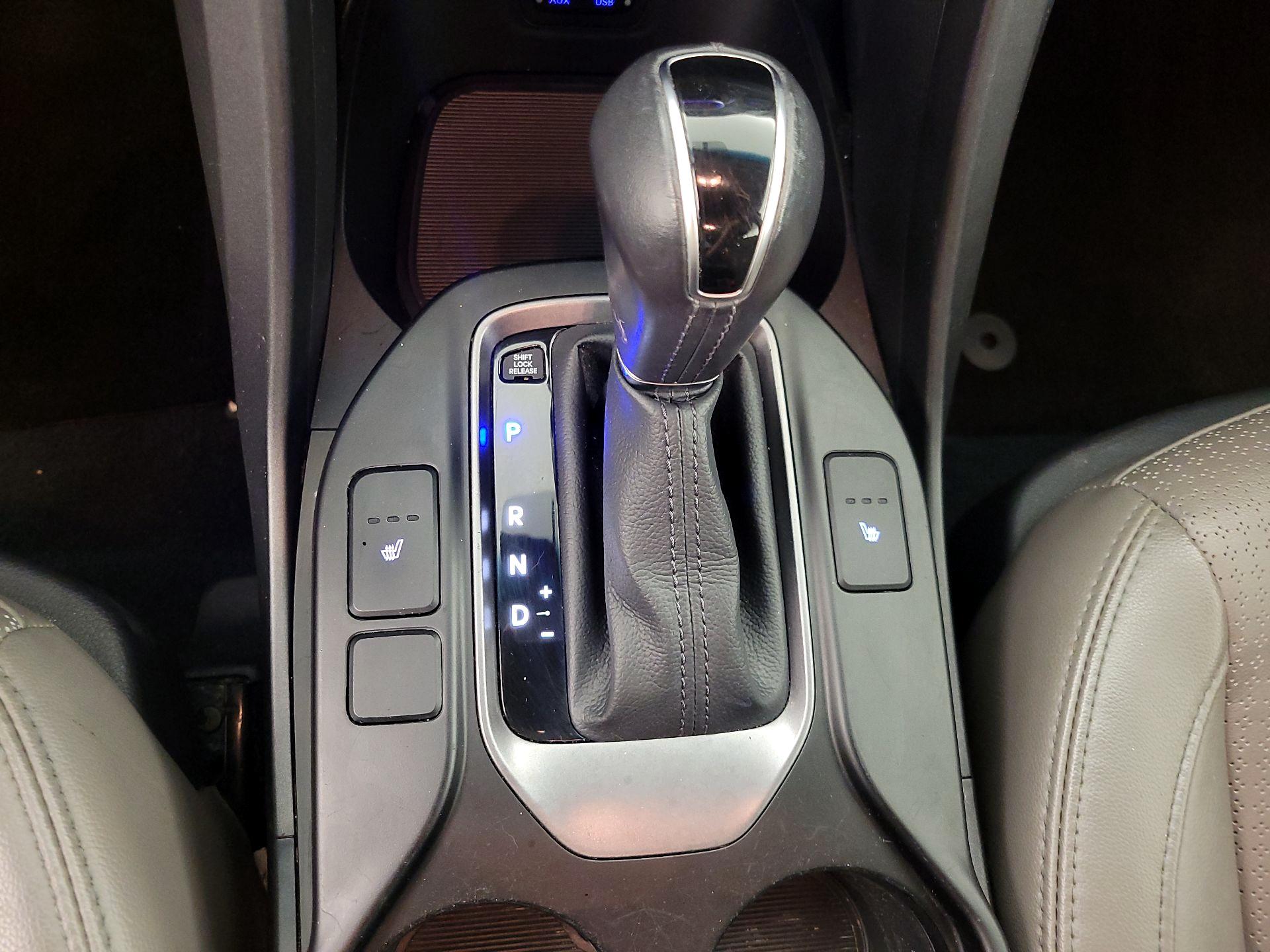 Thumbnail: 2014 Hyundai Santa Fe - 17