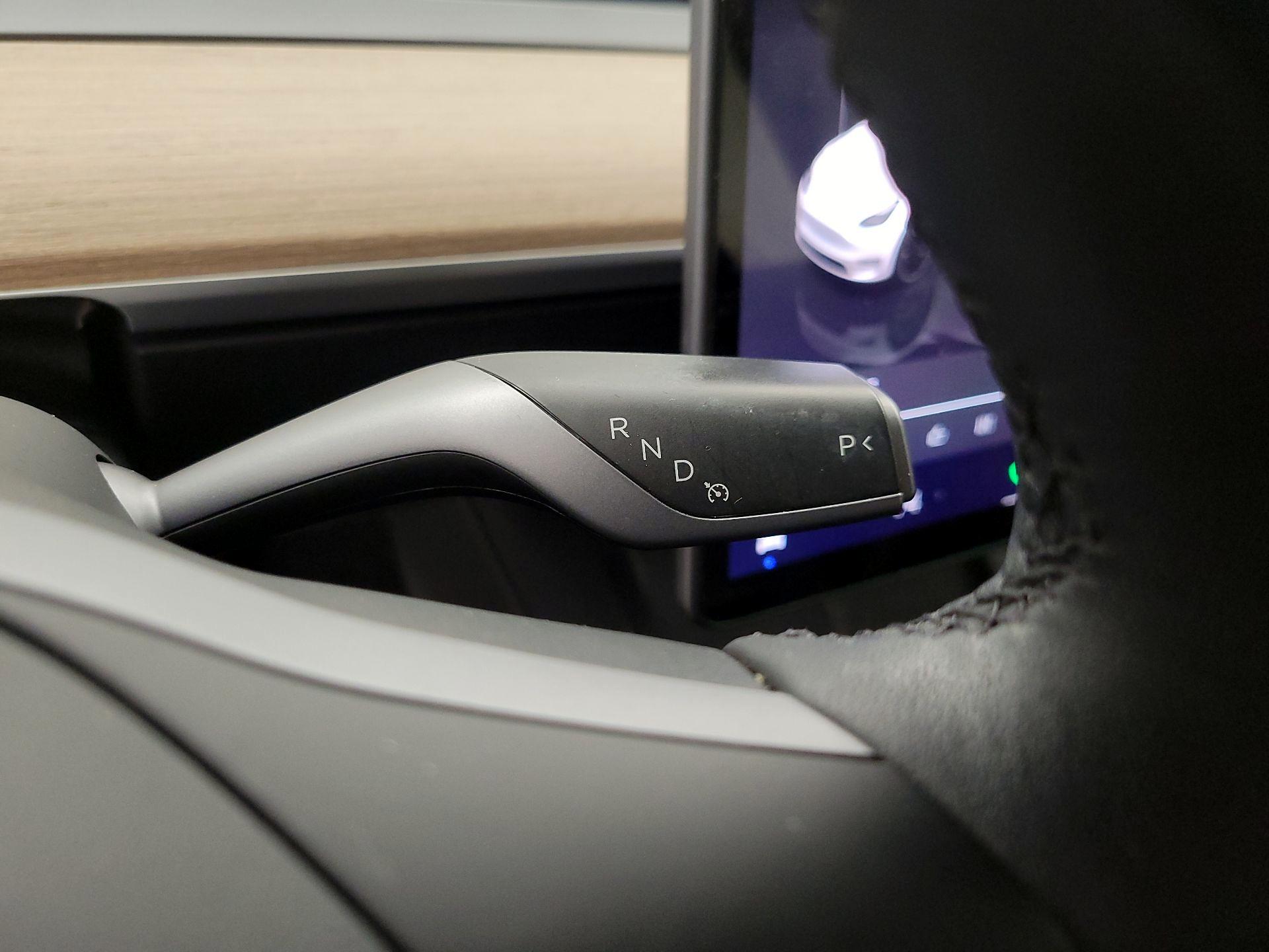 Thumbnail: 2022 Tesla Model Y - 17