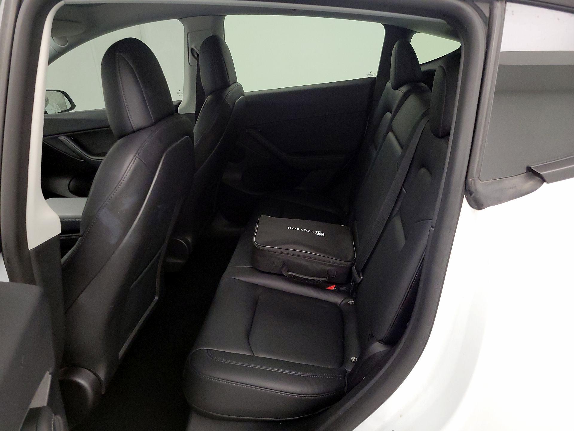 Thumbnail: 2022 Tesla Model Y - 18