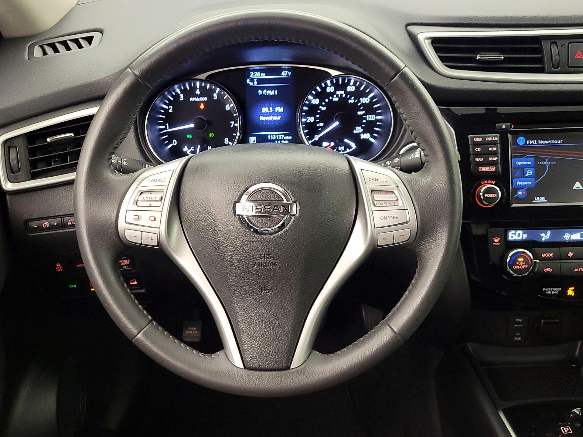 Thumbnail: 2016 Nissan Rogue - 10
