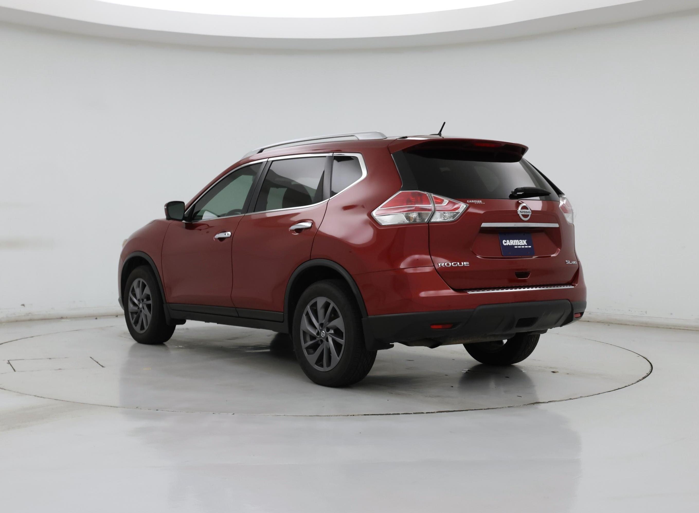 Thumbnail: 2016 Nissan Rogue - 2