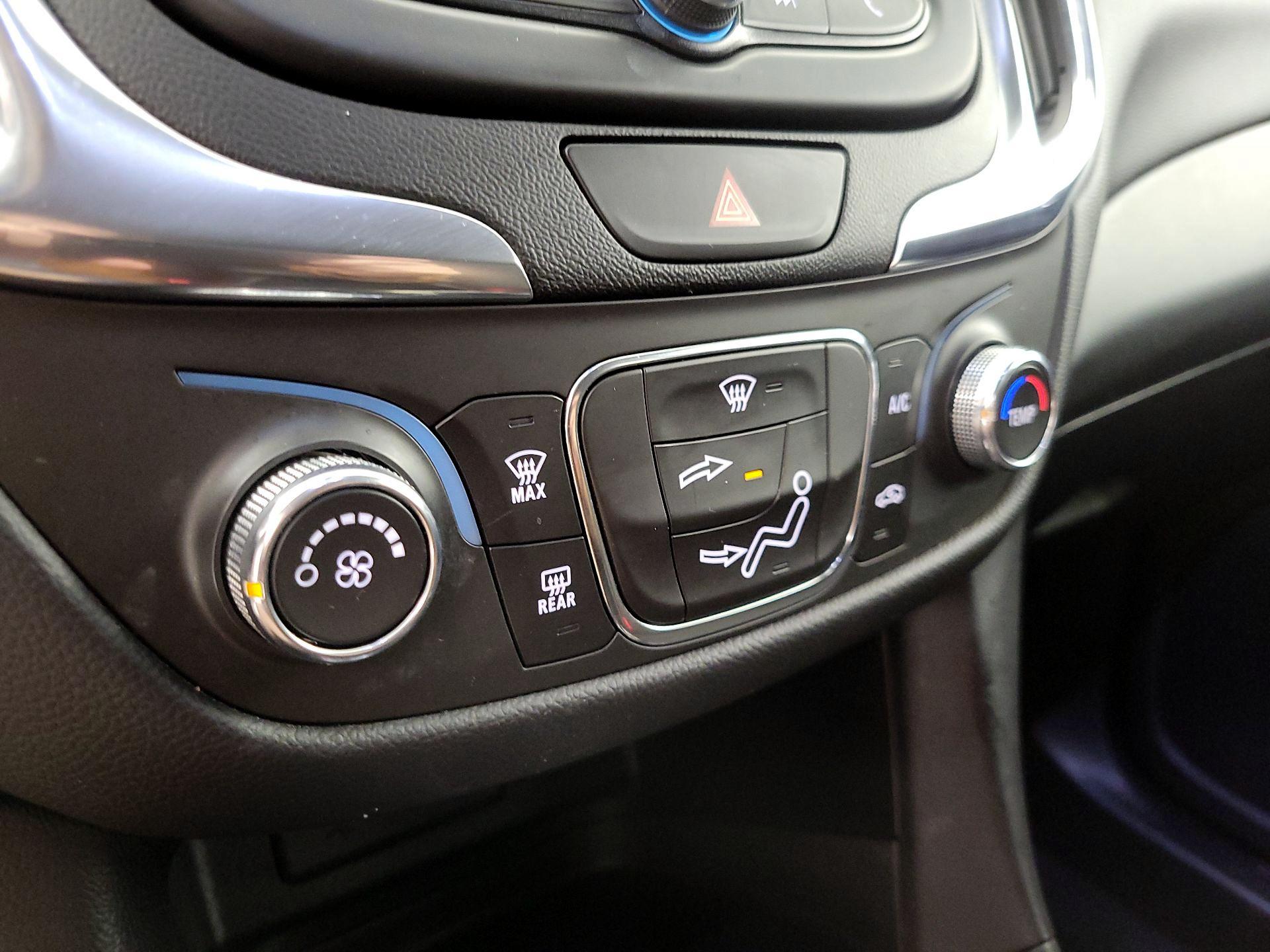 Thumbnail: 2021 Chevrolet Equinox - 16