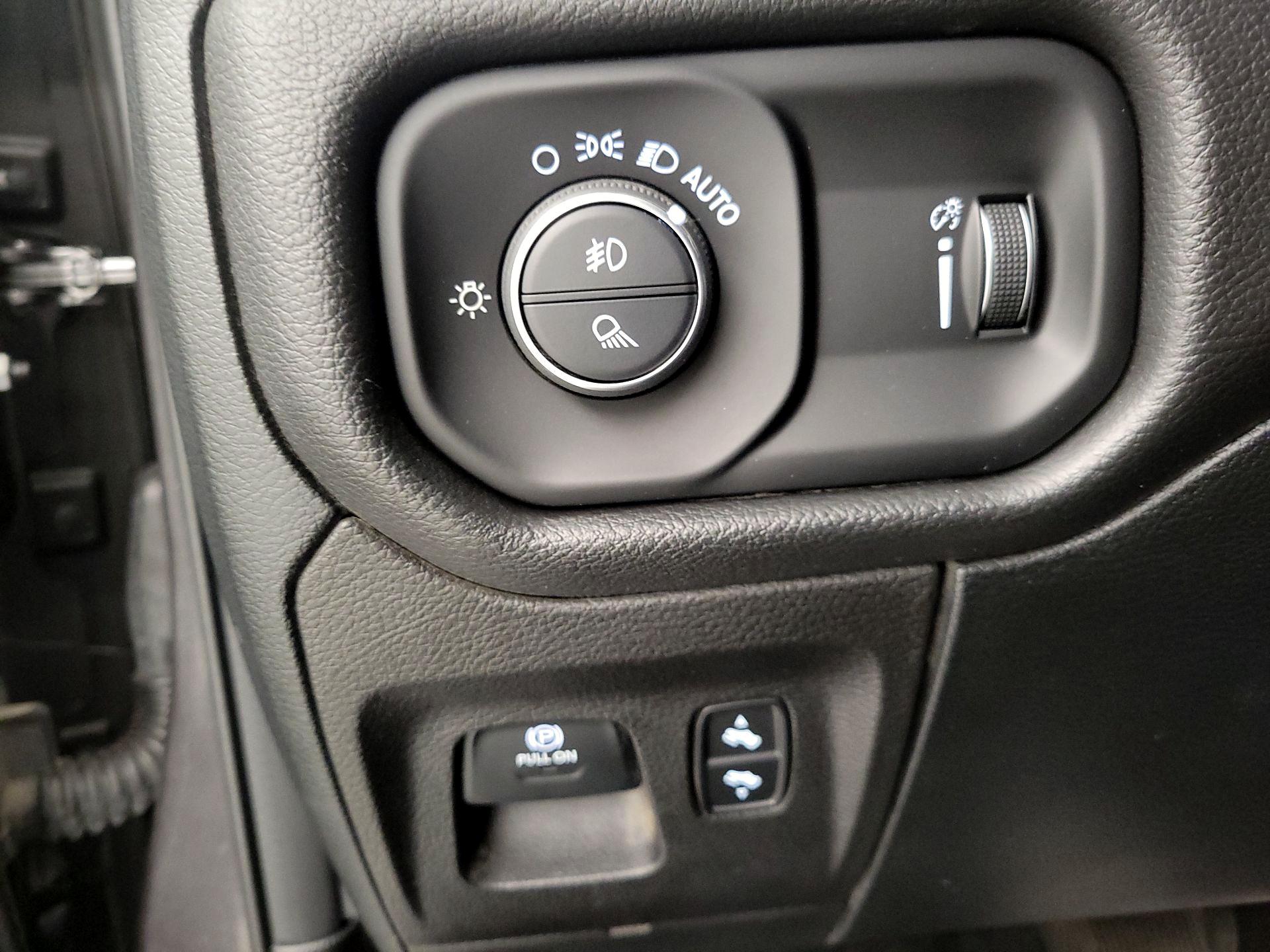 Thumbnail: 2021 RAM 1500 - 13