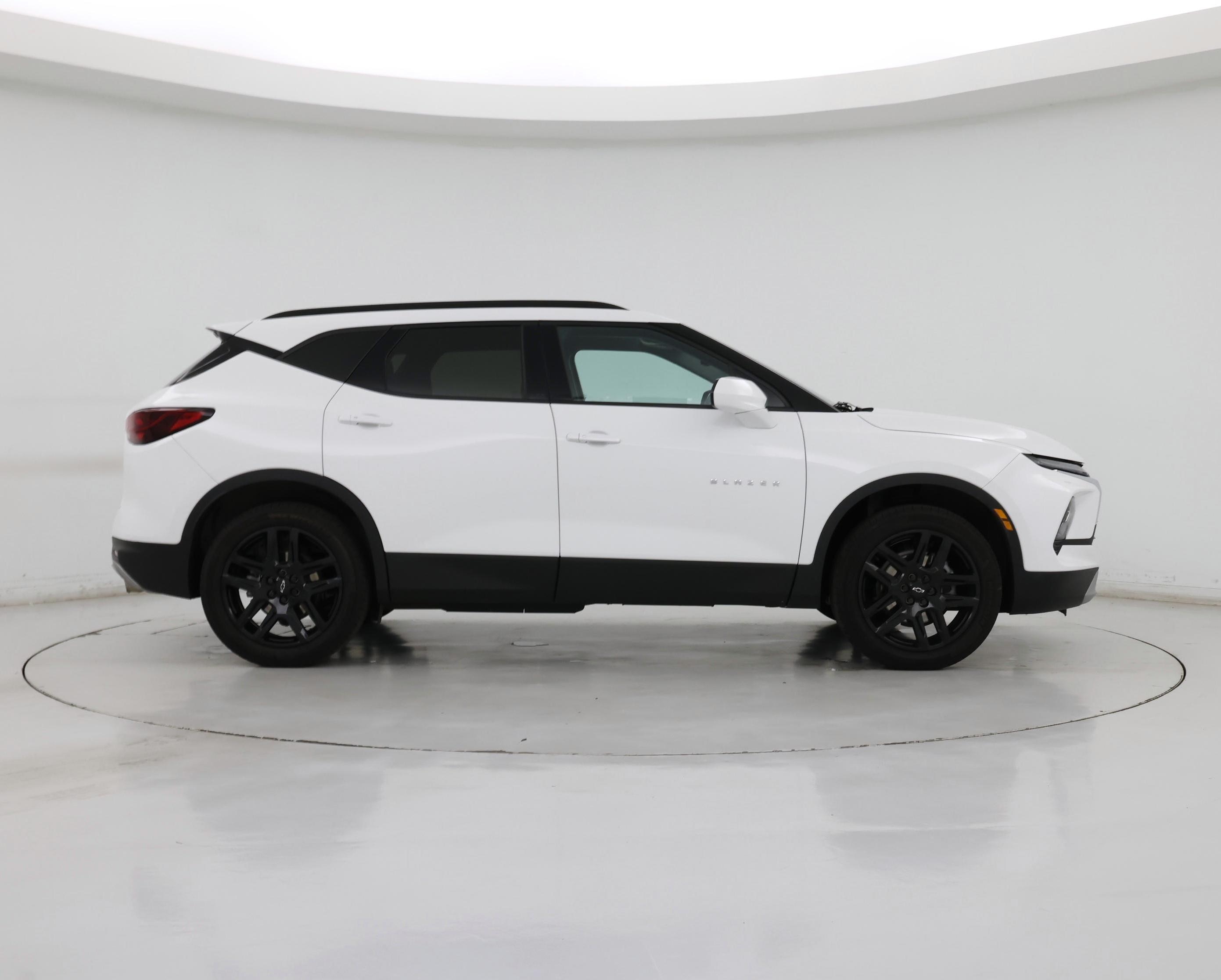 Thumbnail: 2023 Chevrolet Blazer - 7