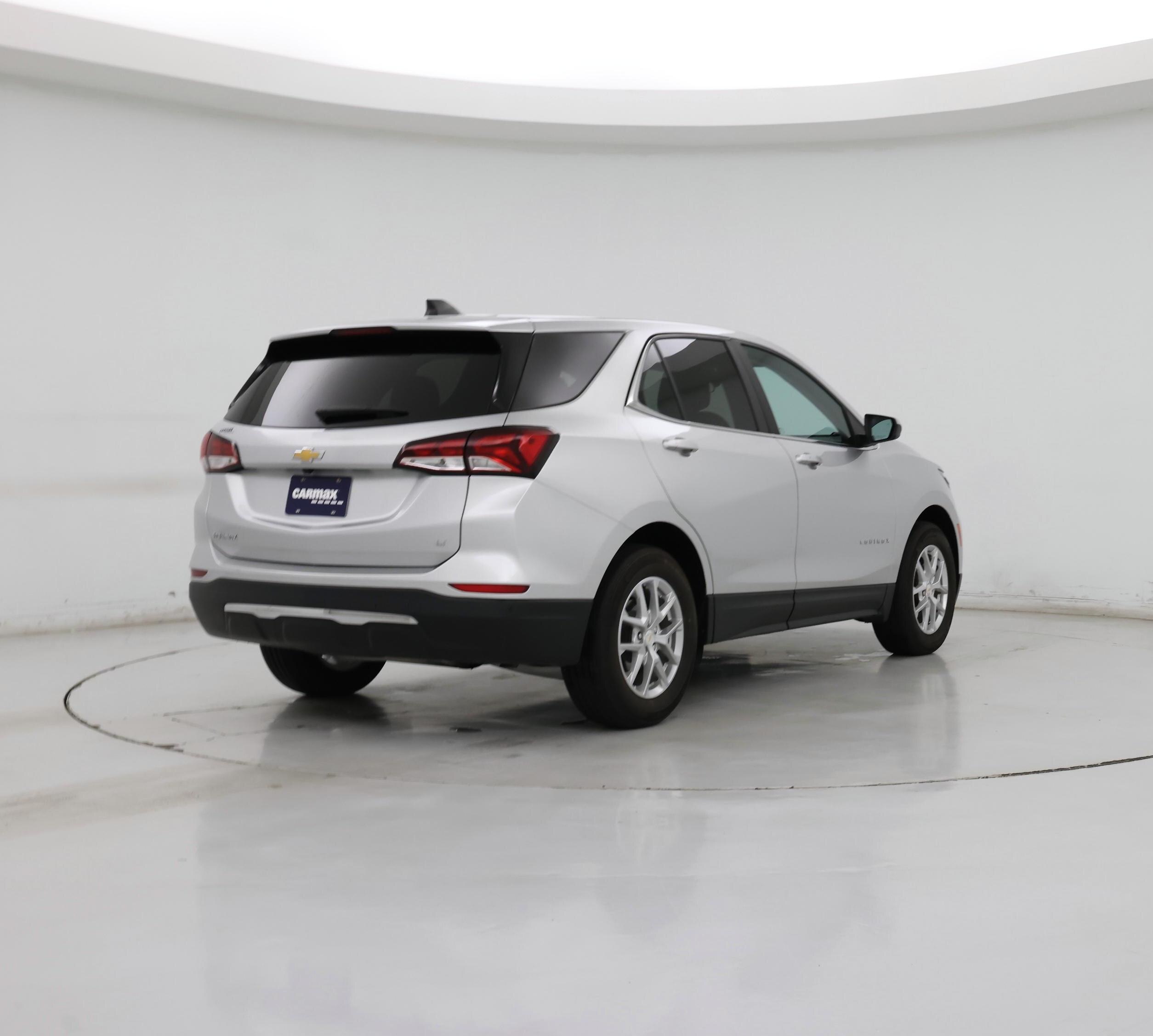 Thumbnail: 2022 Chevrolet Equinox - 8