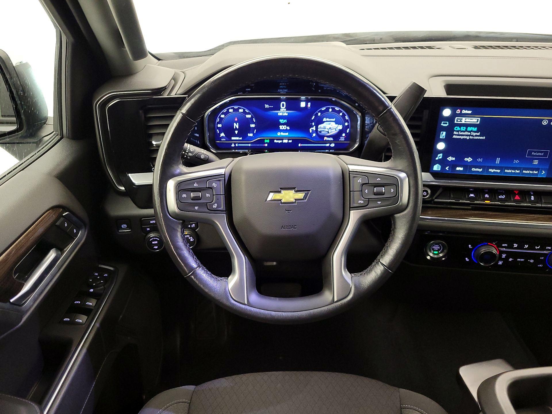 Thumbnail: 2022 Chevrolet Silverado 1500 - 10