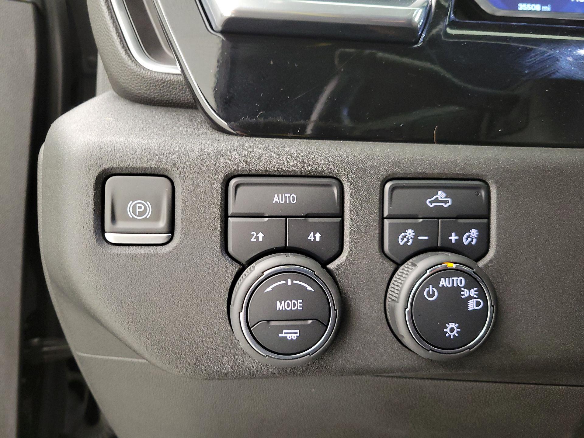 Thumbnail: 2022 Chevrolet Silverado 1500 - 13