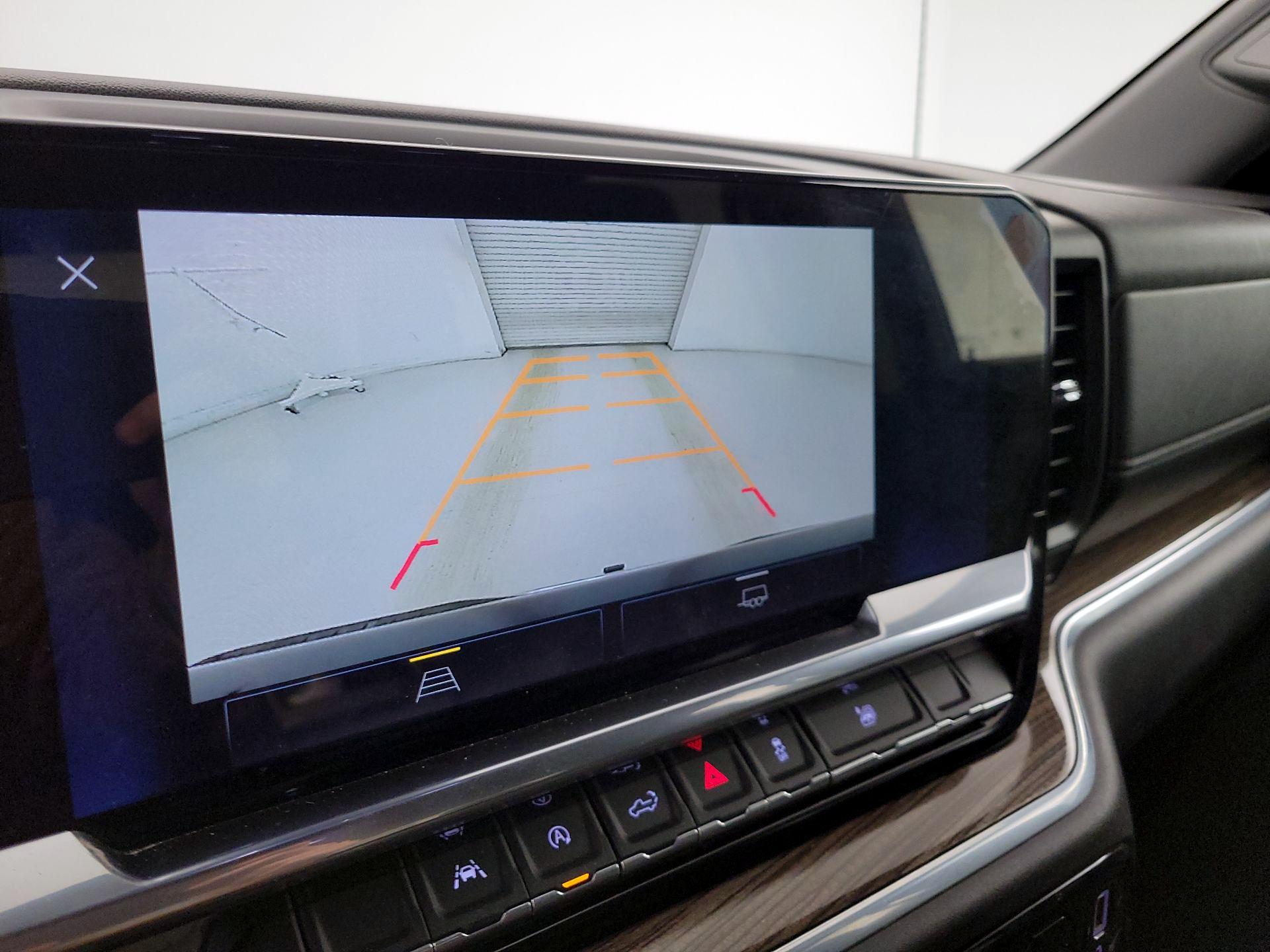 Thumbnail: 2022 Chevrolet Silverado 1500 - 14