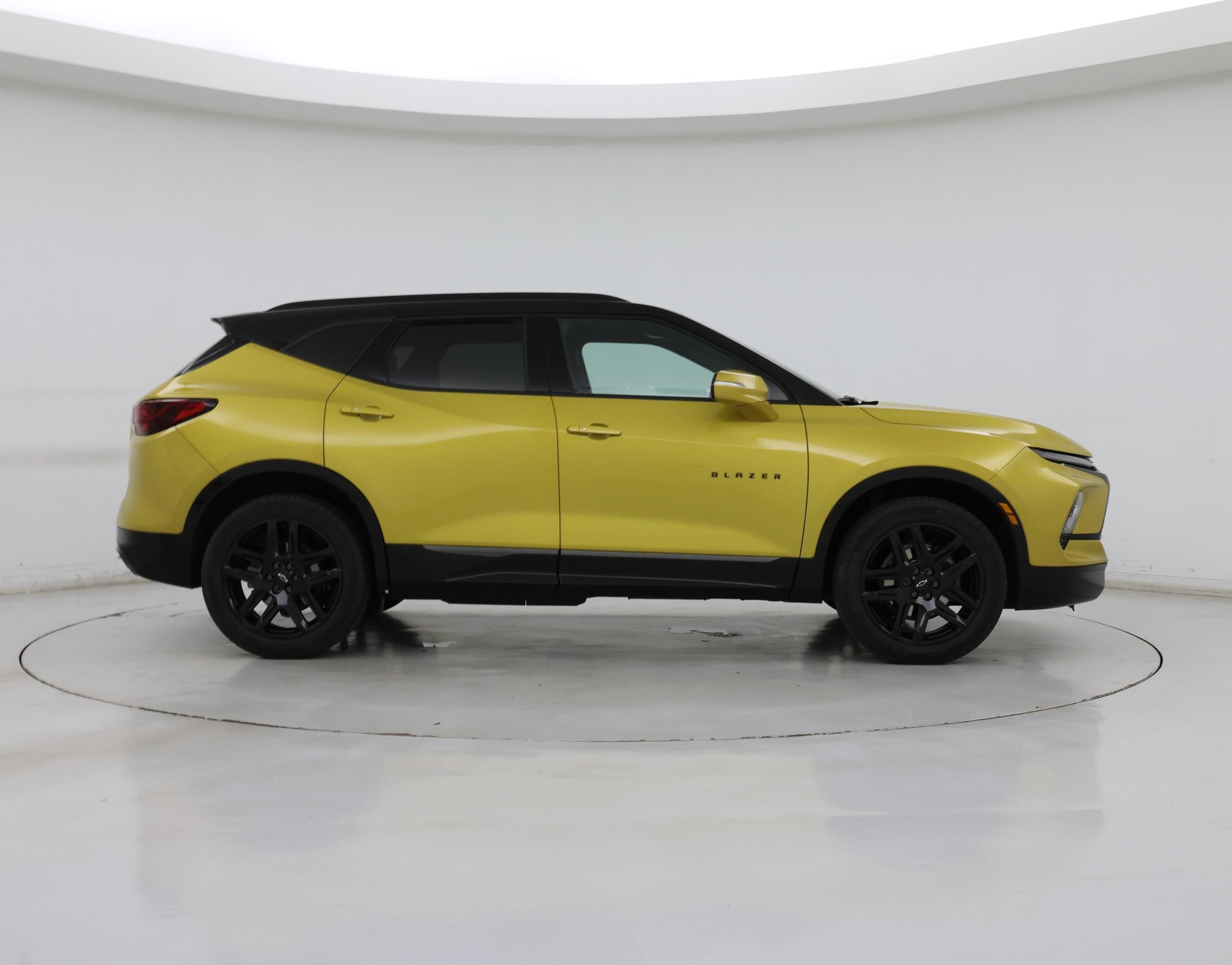 Thumbnail: 2023 Chevrolet Blazer - 7