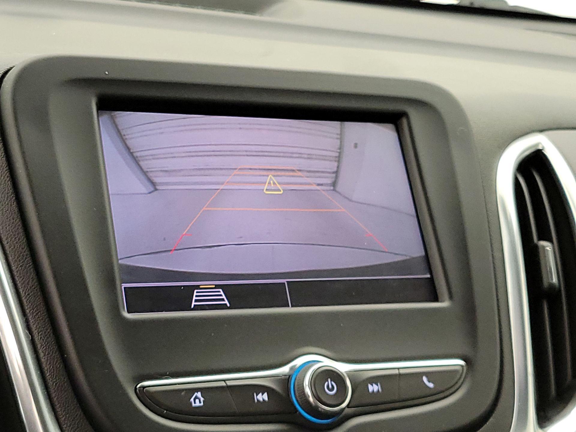 Thumbnail: 2022 Chevrolet Equinox - 14