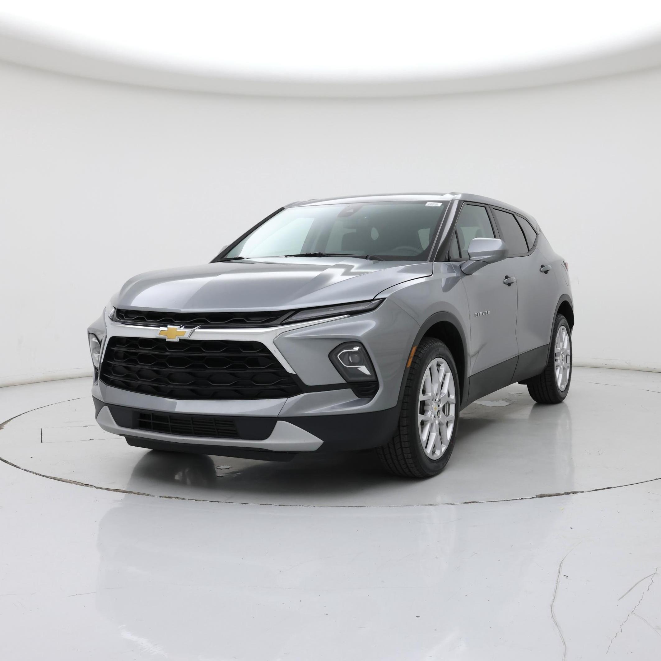 Thumbnail: 2023 Chevrolet Blazer - 4