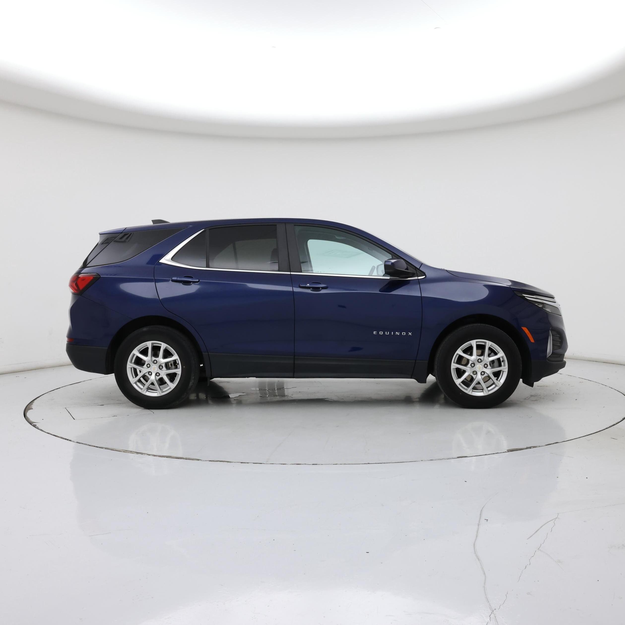 Thumbnail: 2022 Chevrolet Equinox - 7