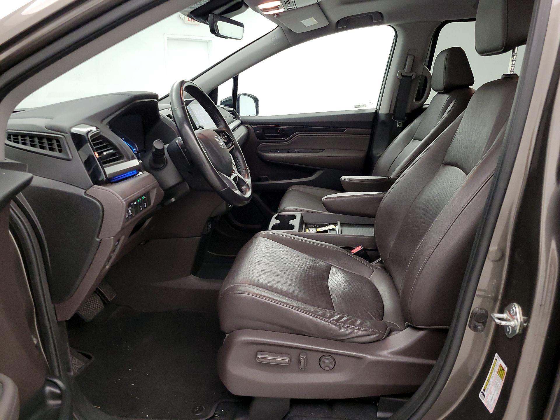 Thumbnail: 2019 Honda Odyssey - 11