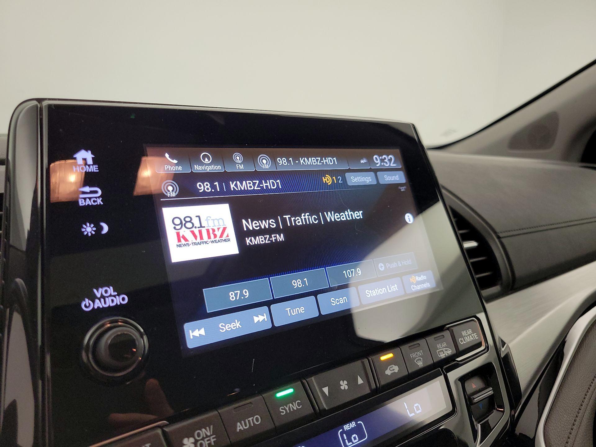Thumbnail: 2019 Honda Odyssey - 16