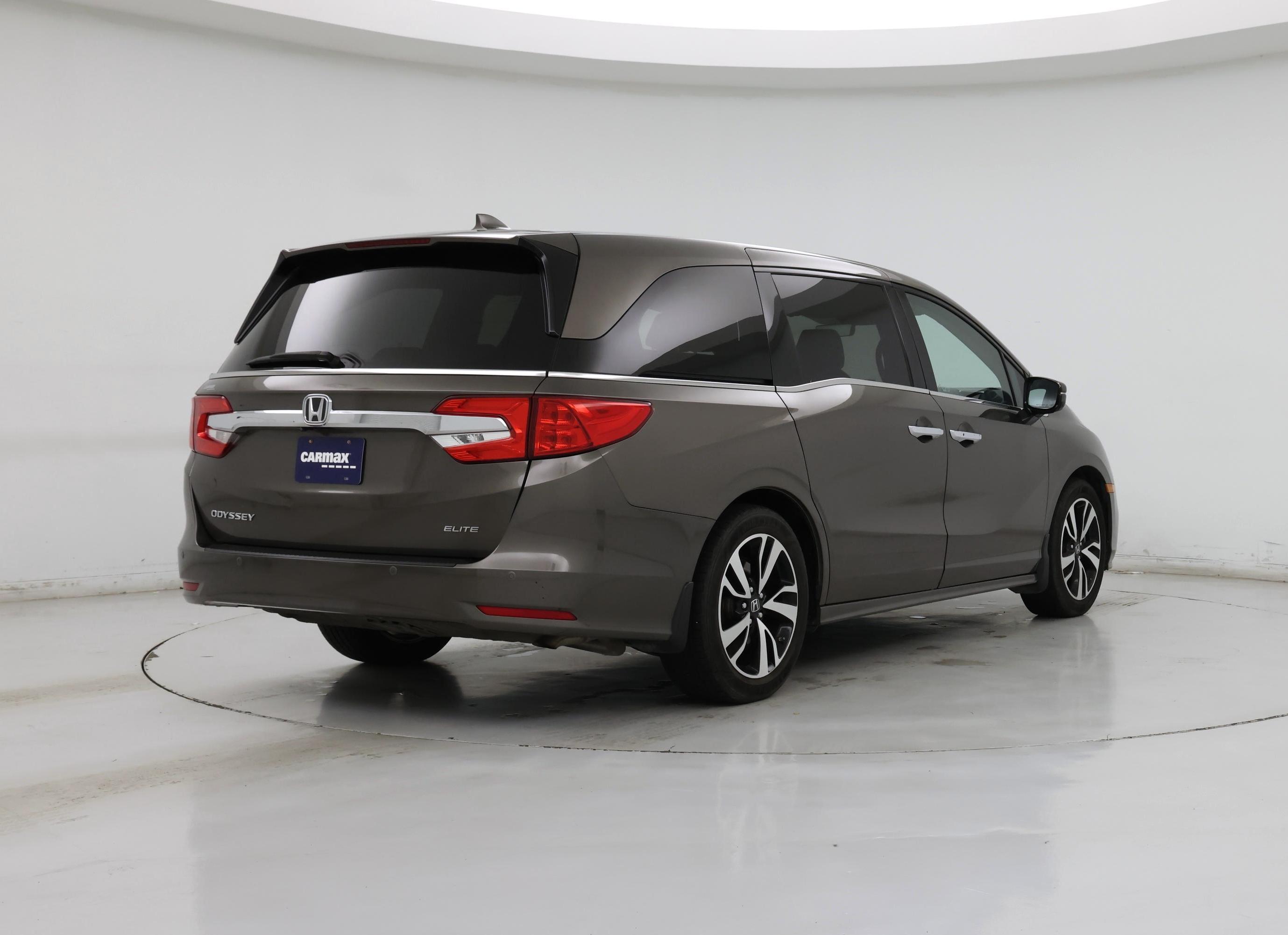 Thumbnail: 2019 Honda Odyssey - 8