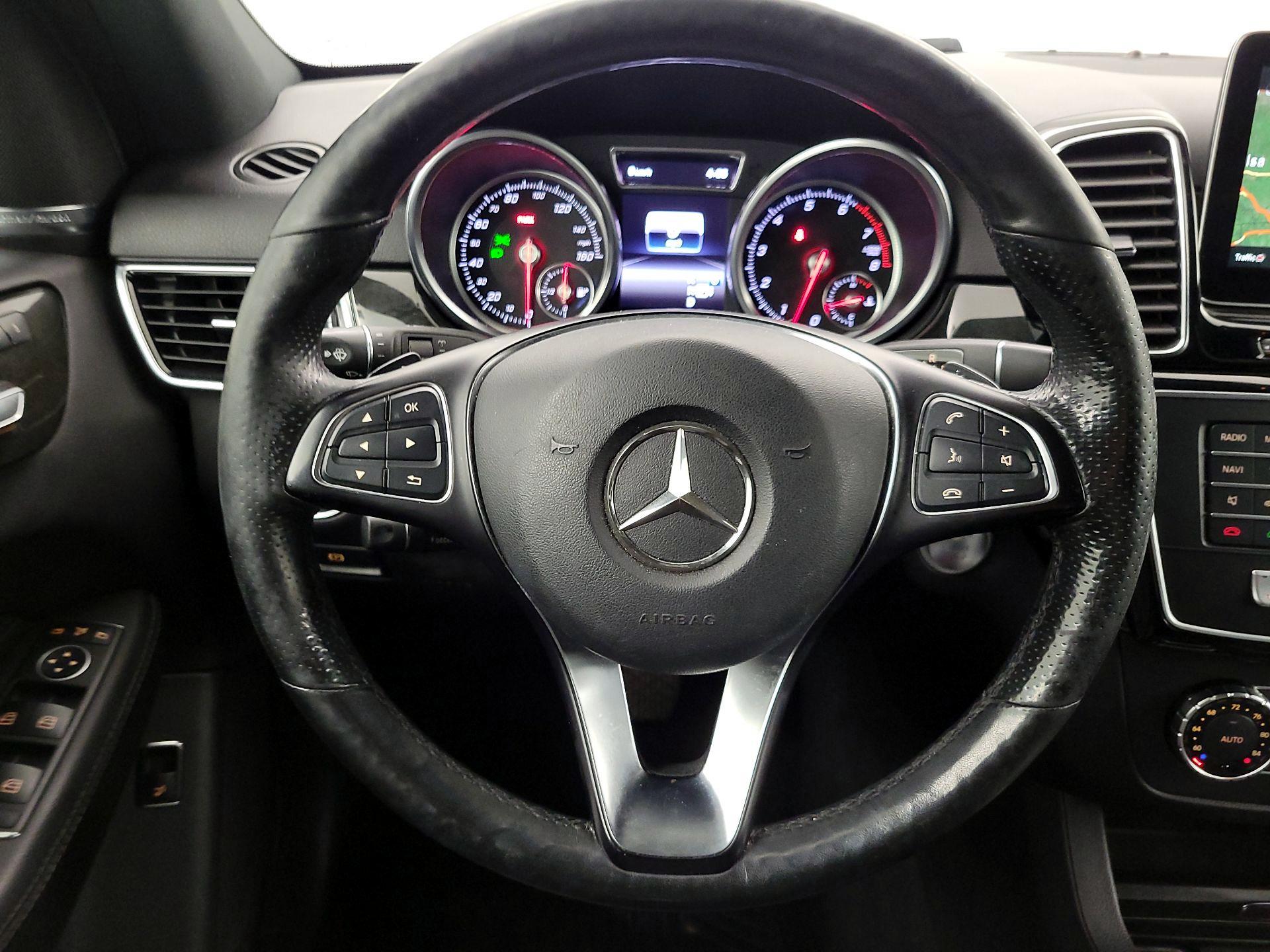 Thumbnail: 2017 Mercedes-Benz GLE - 10