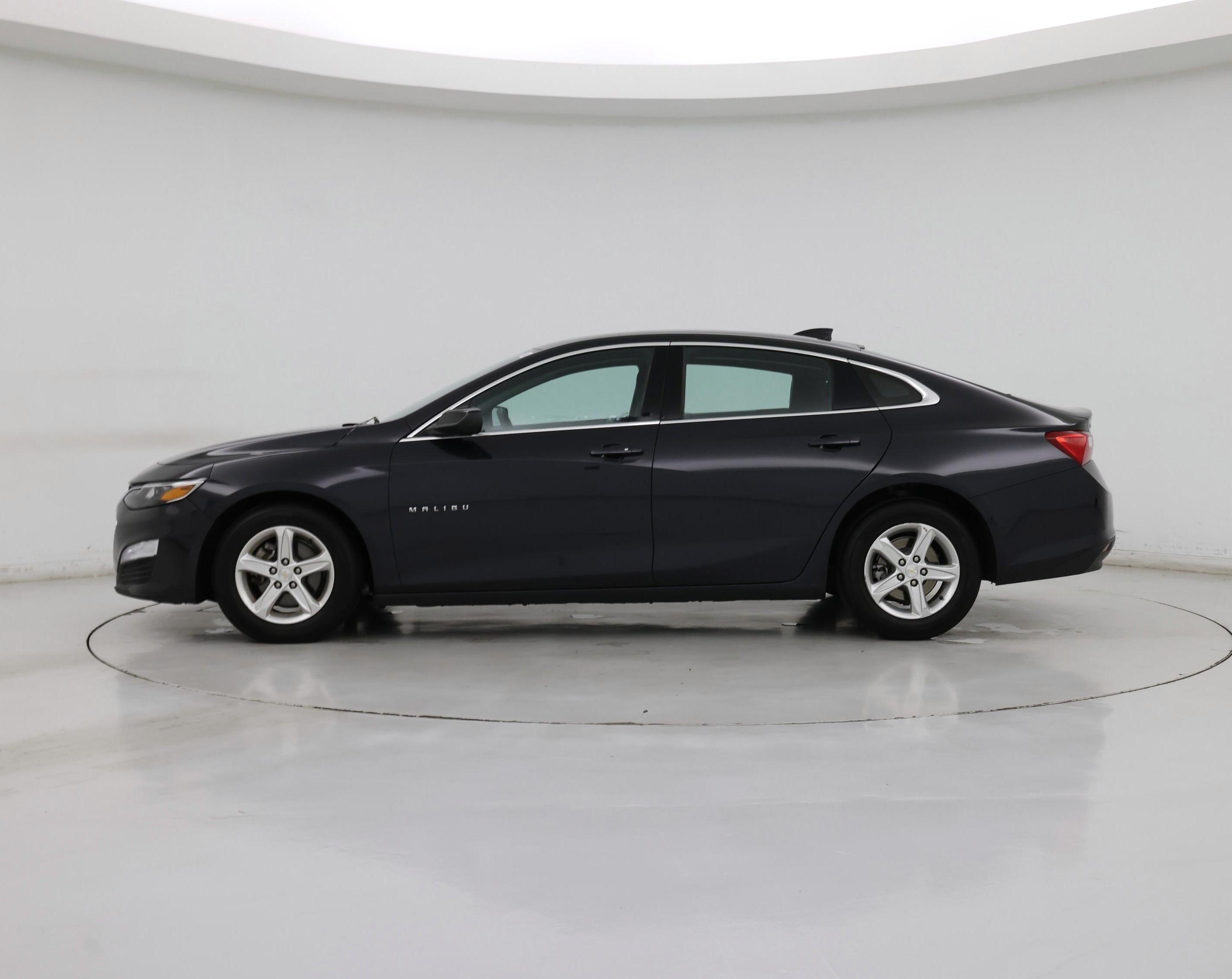 Thumbnail: 2023 Chevrolet Malibu - 3